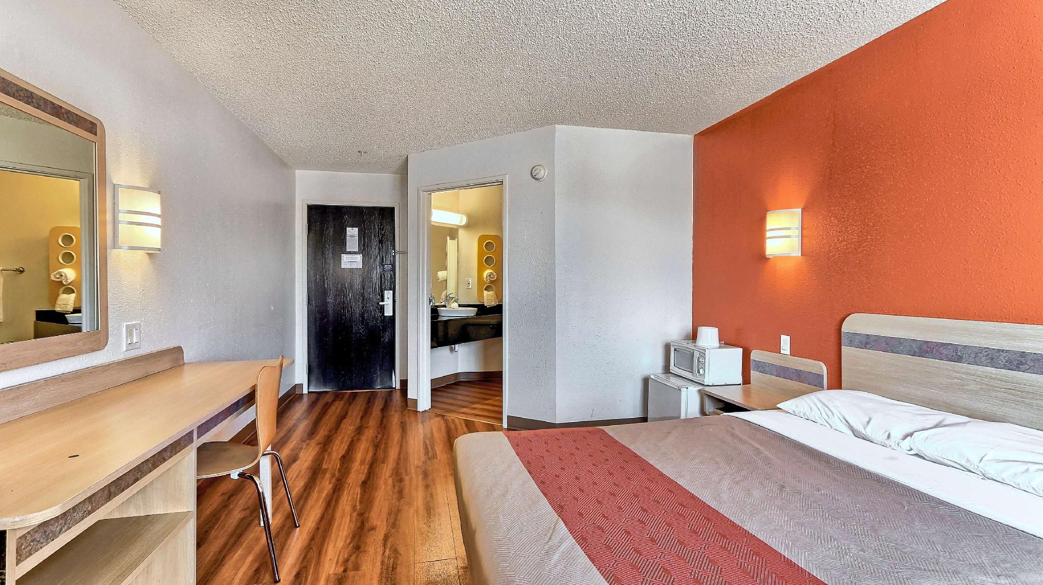 Motel 6 Killeen, TX 1 Full Bed | Non-Smoking 3