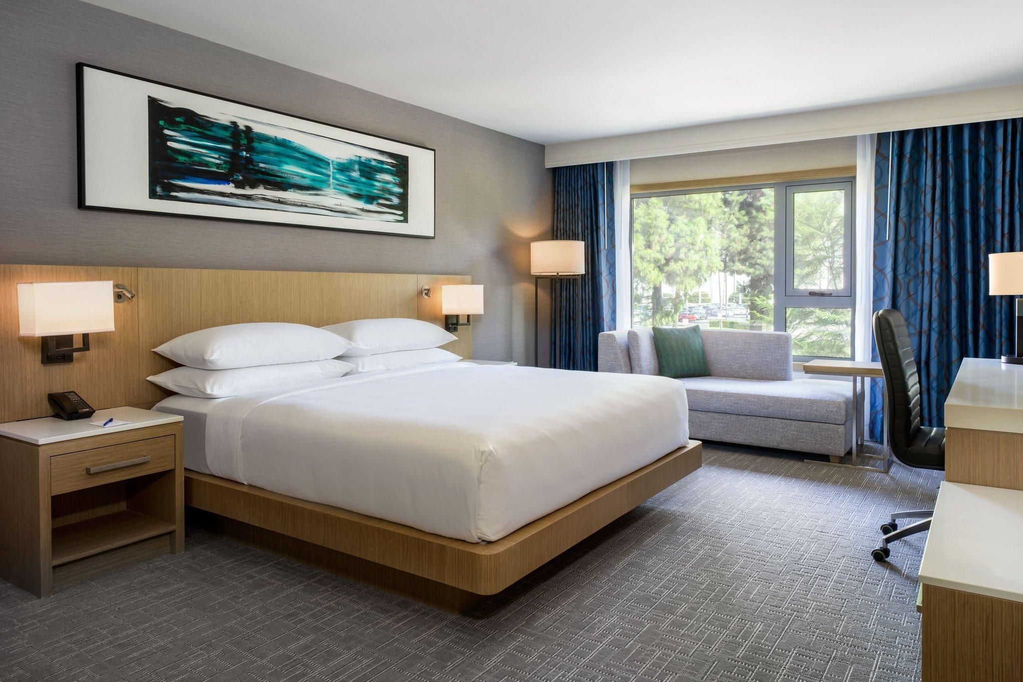 Streamlined, Guest Room, 1 King