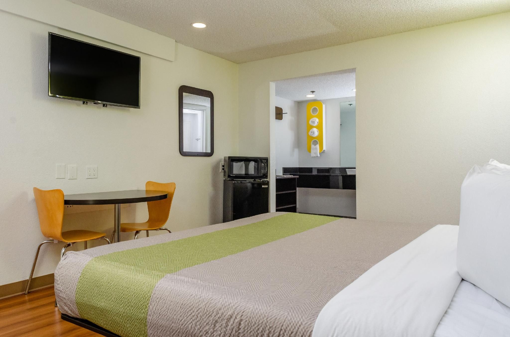 1 KB | Suite, Nsmk, Kitchen, Sofa-Bed