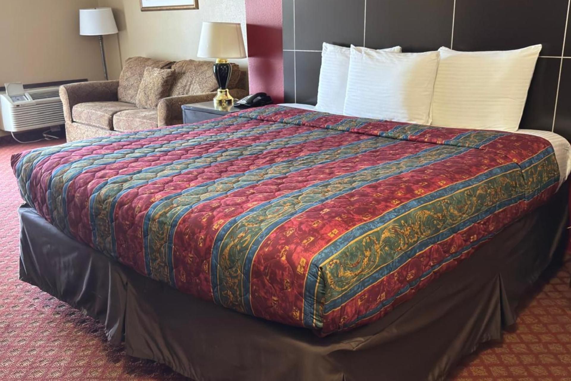 Queen Suite