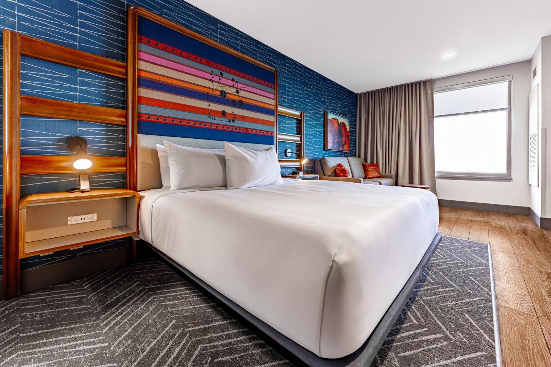 Superior King Room