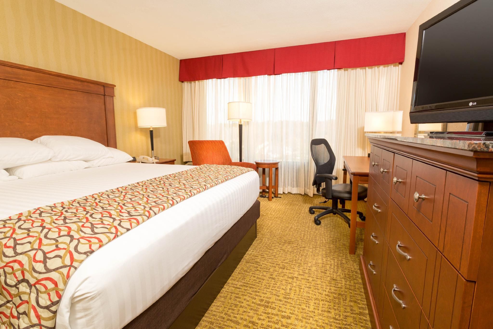 1 King Bed Upper Floor