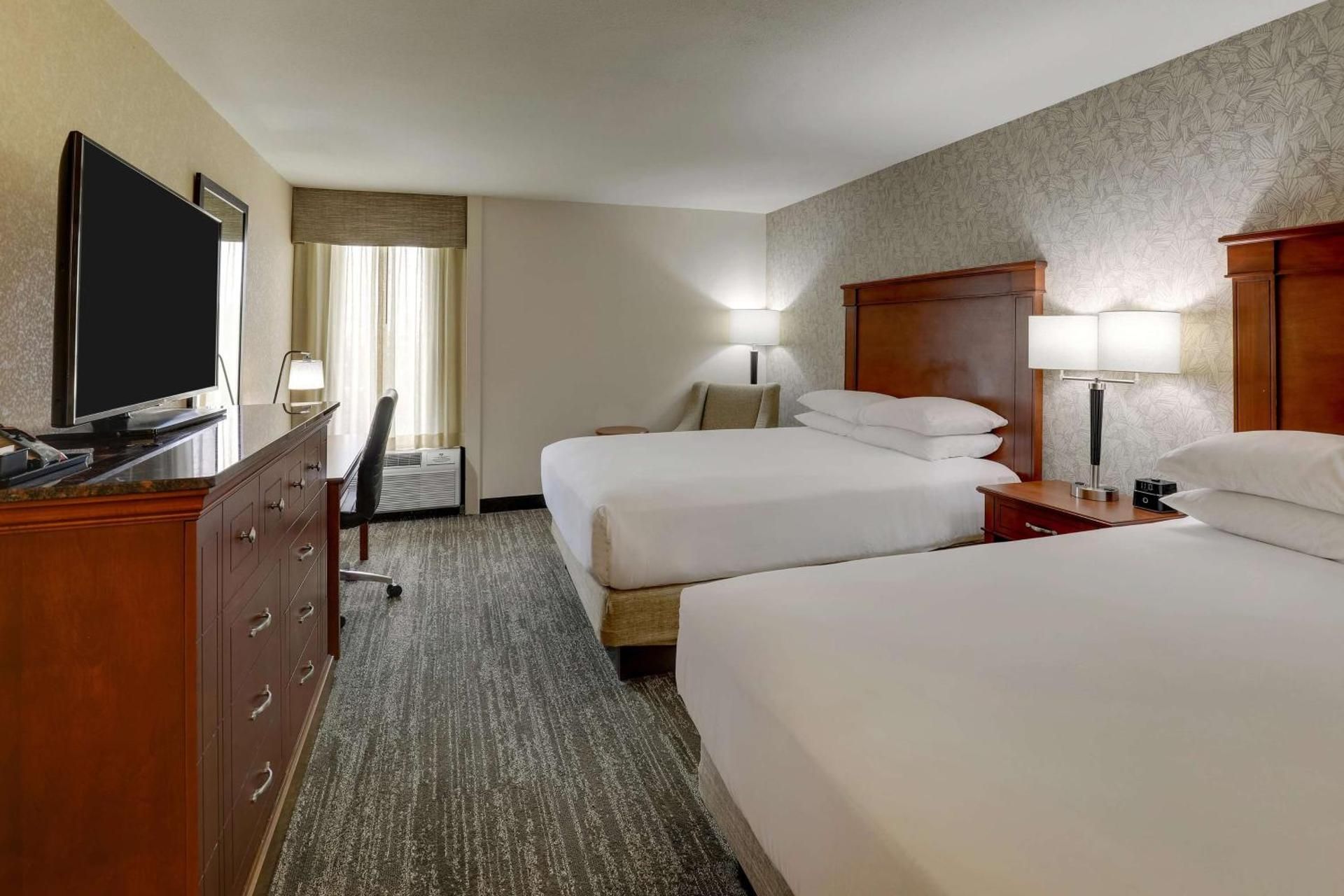 Superior Queen Room with Two Queen Beds - Accessible, Tub