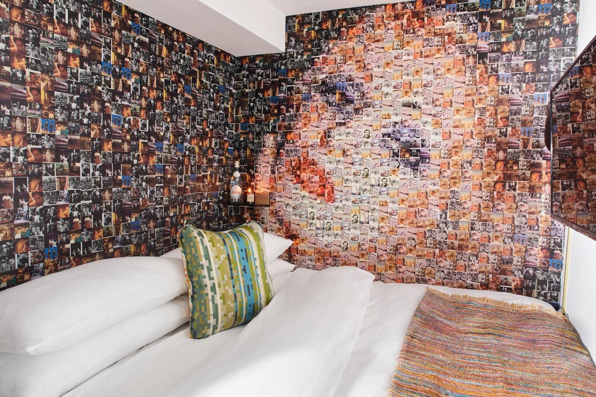 The Hotel Castro San Francisco Deluxe King Studio (Self Check-in with Virtual Front Desk) 3