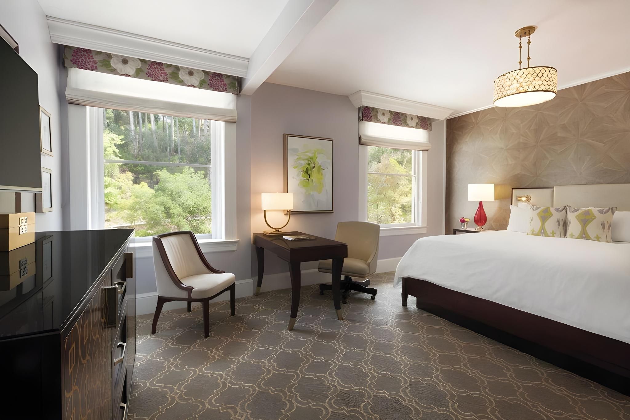 1 Bedroom King Suite