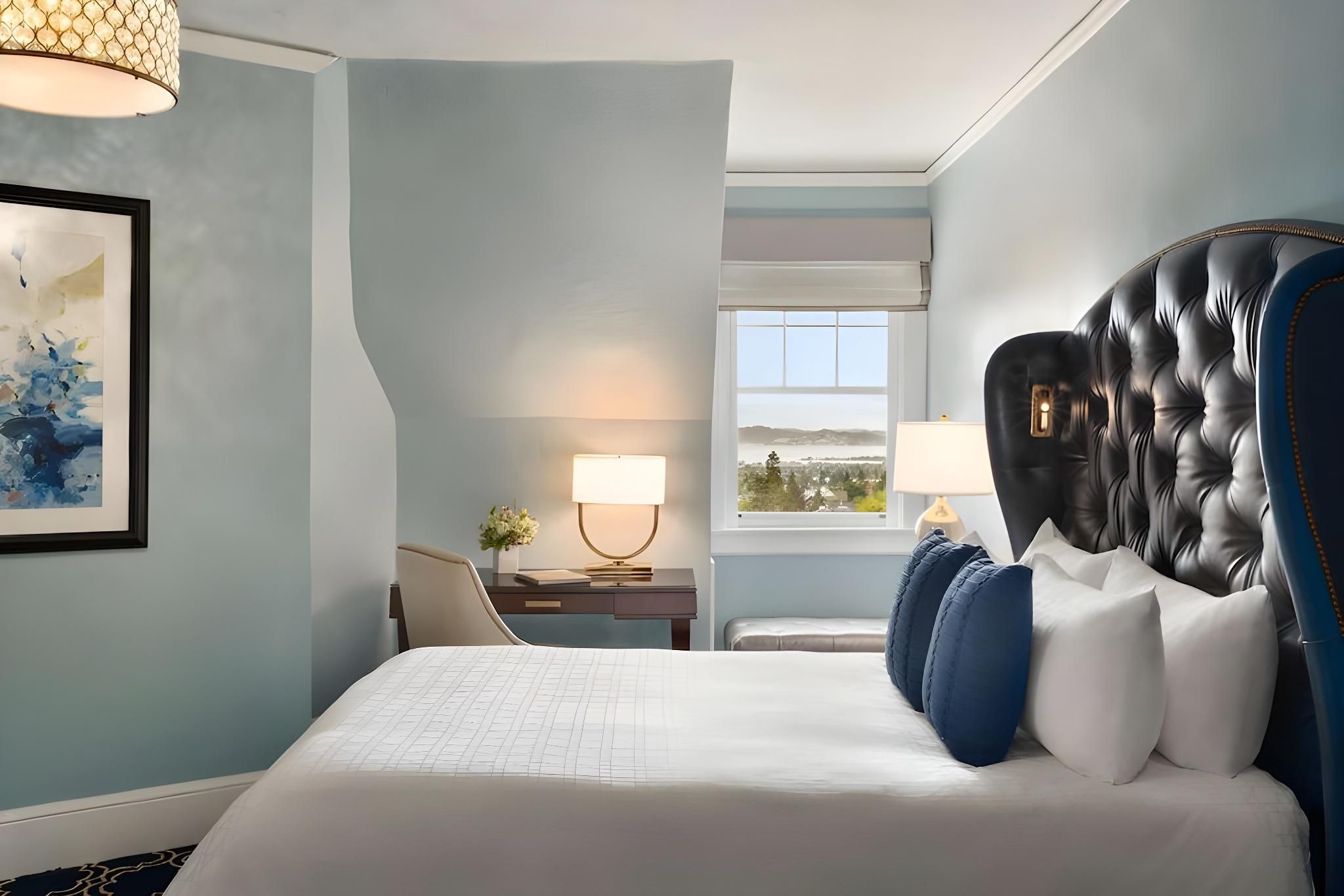 Signature Bay View King