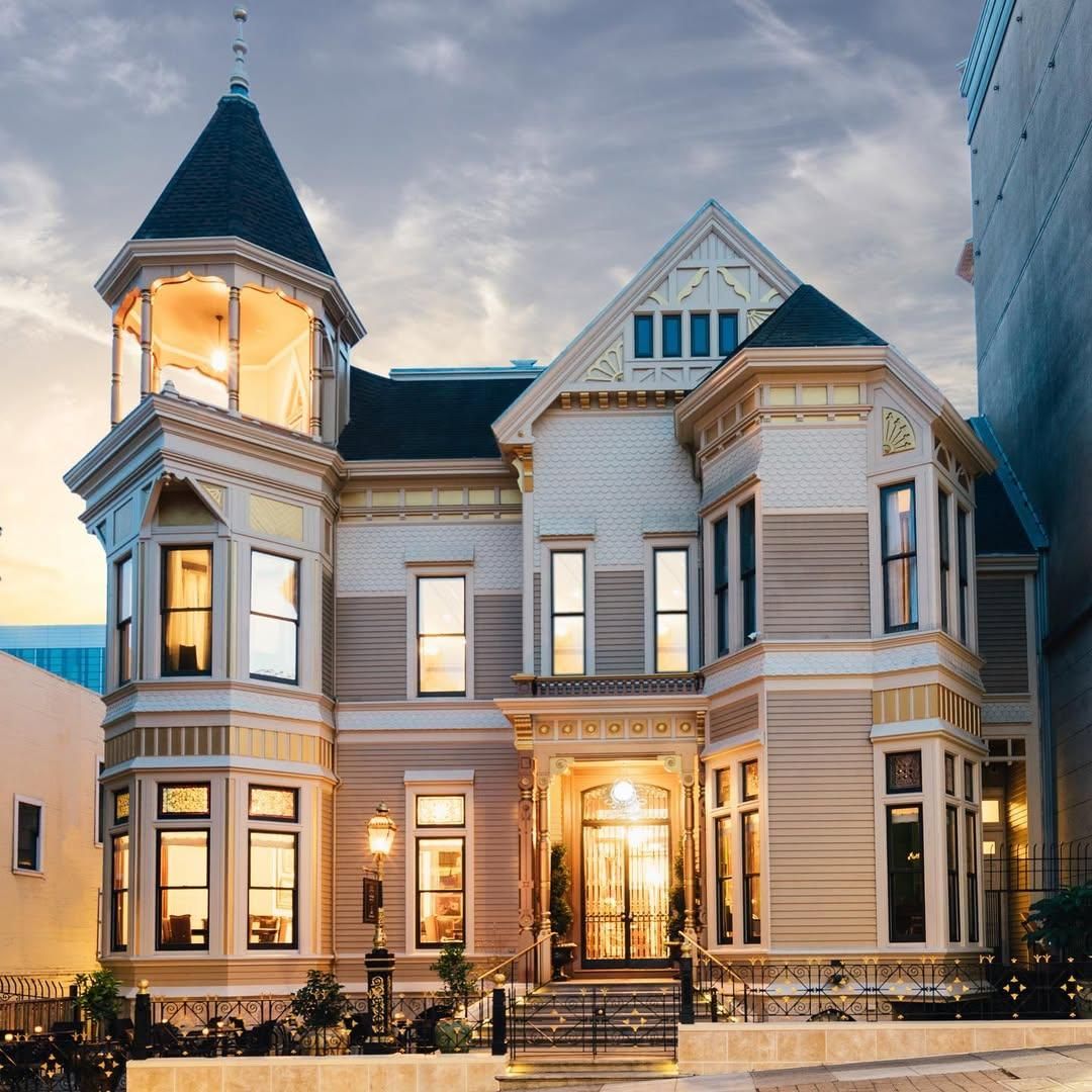 Mansion on Sutter by Neighbourgood