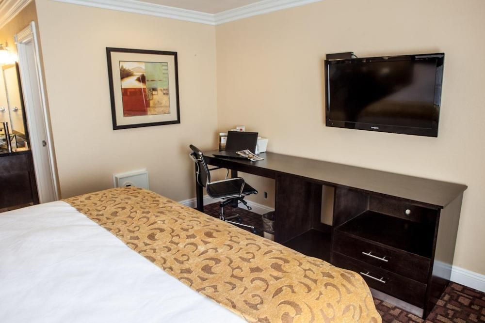 Standard Queen Bed