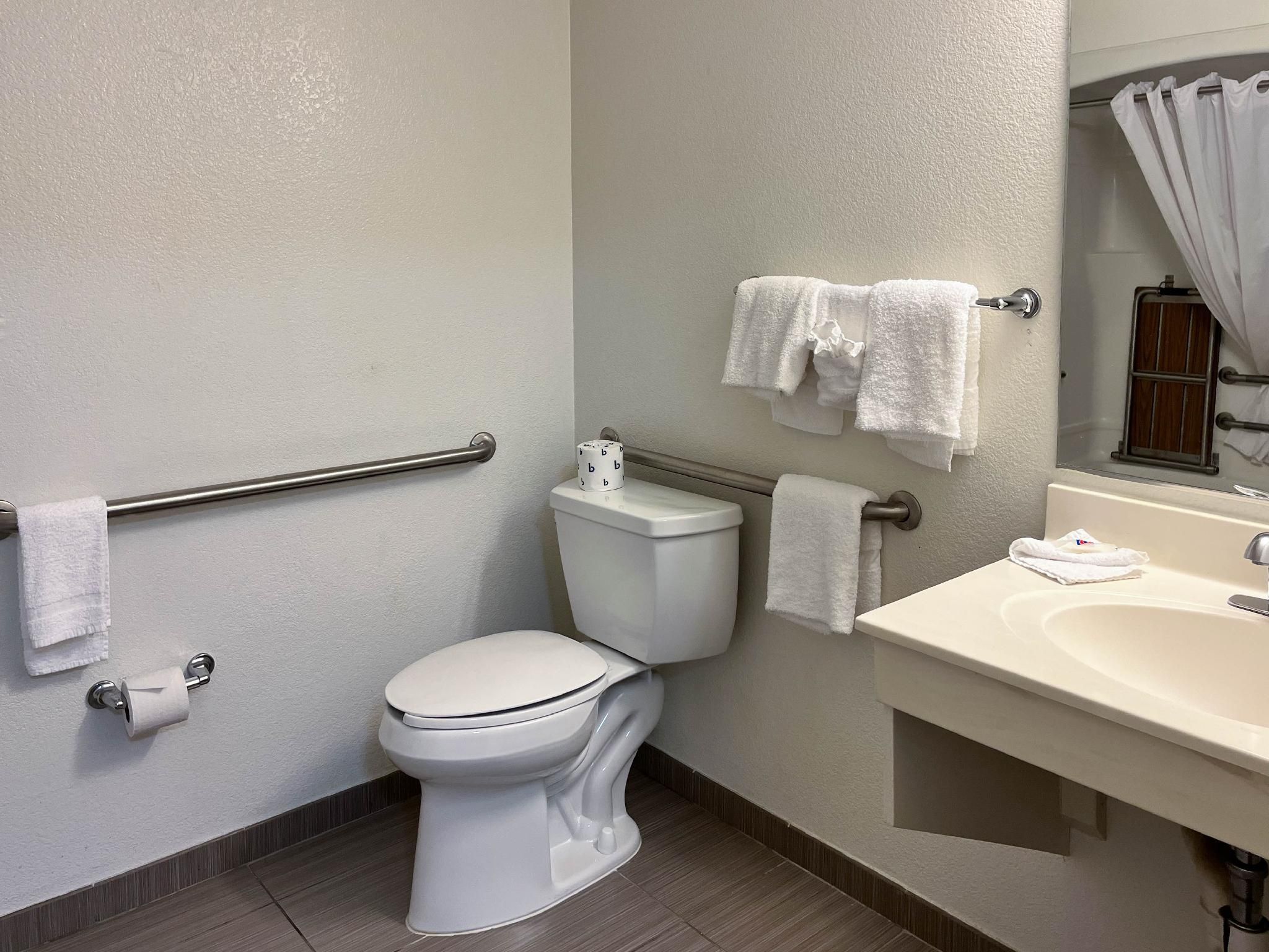 1 QB | Mobil Access Tub Nsmk Kitchen