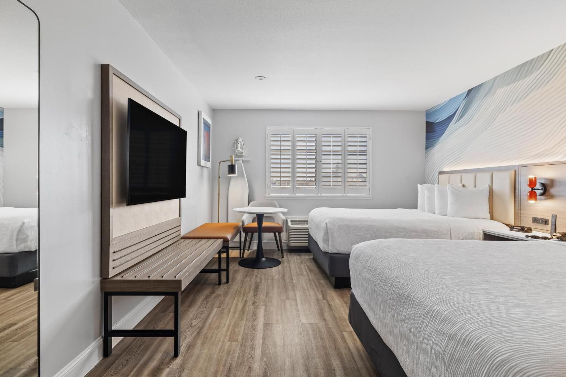Queen Room with Two Queen Beds and Mobility/Hearing Access - Non-Smoking