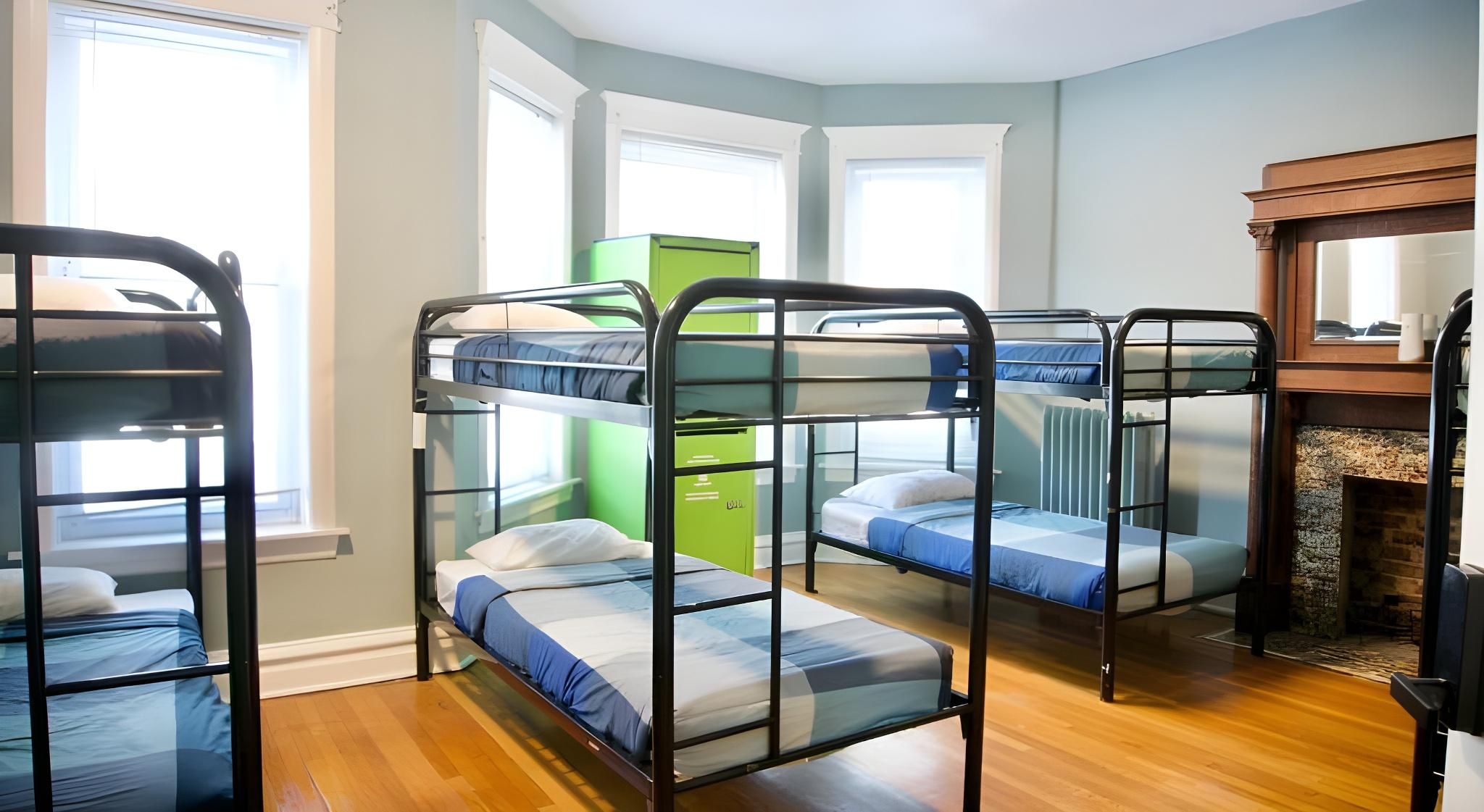 Wrigley Hostel - Adults Only 1 Person in 10-Bed Dormitory - Mixed