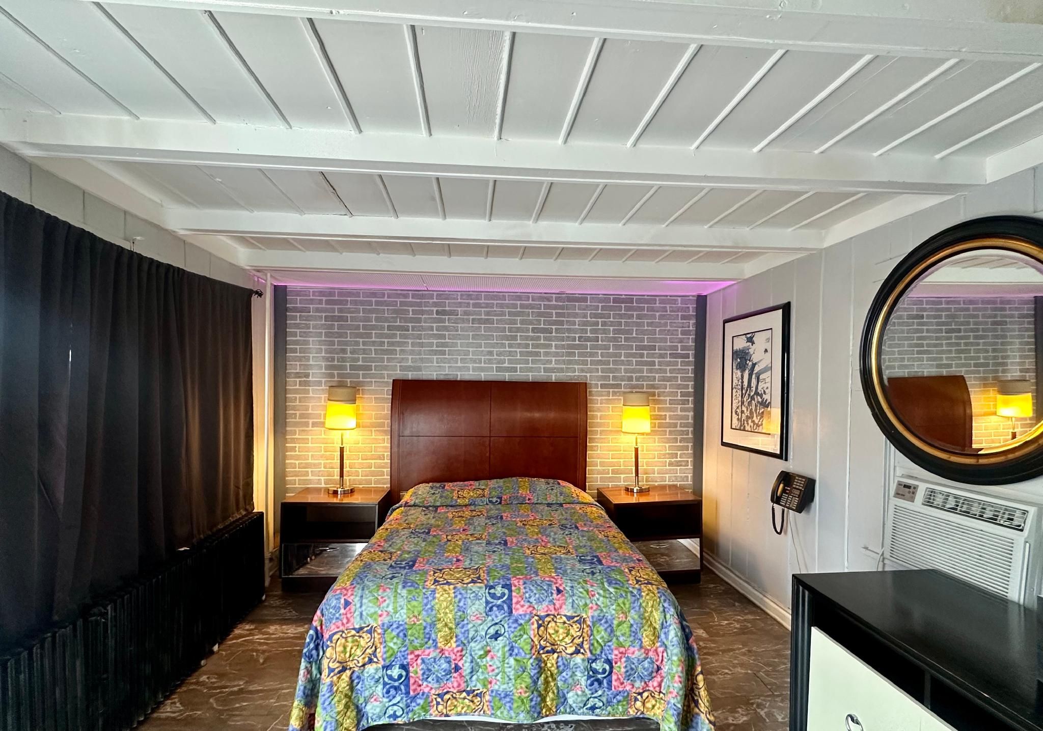 King Bed Non-Smoking