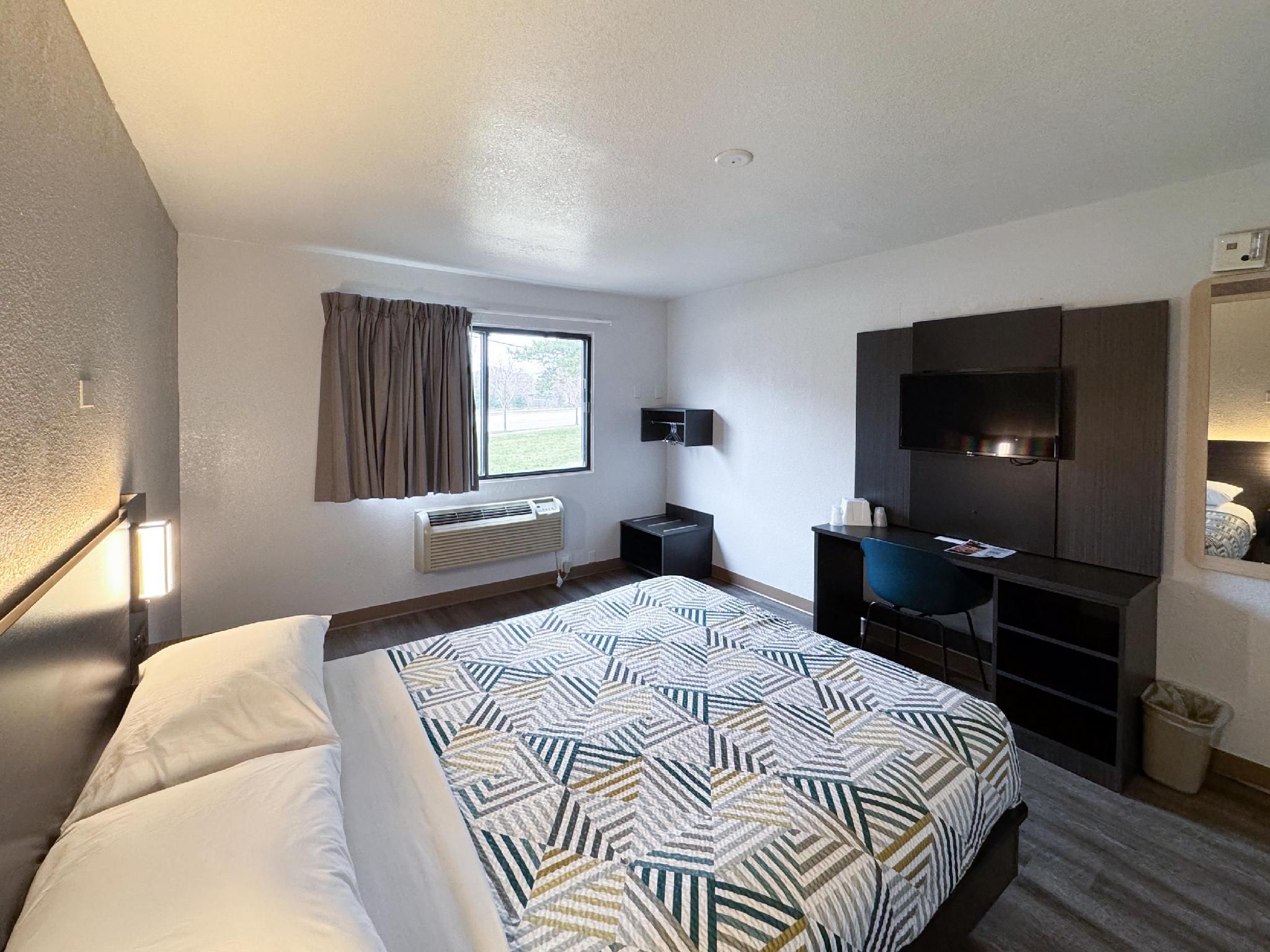 2 Full Beds, Deluxe Room, Non-Smoking