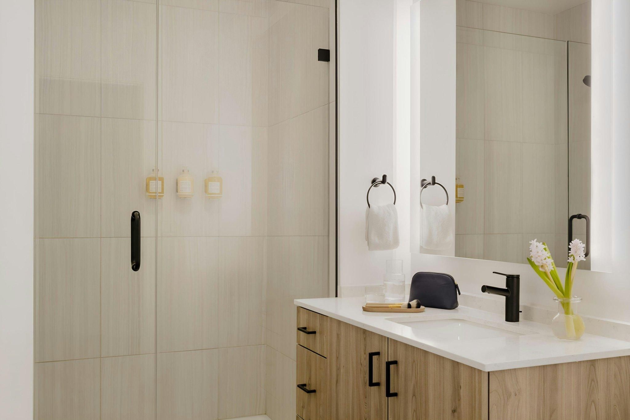 Studio Apartment, 1 King, City view