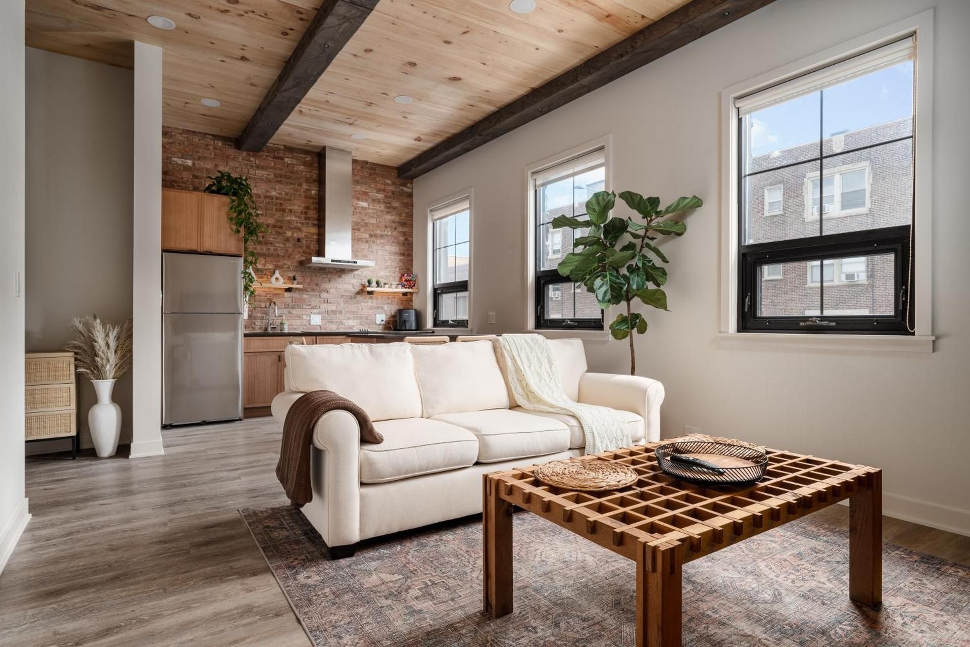 Pulaski Point Properties One-Bedroom Apartment 2