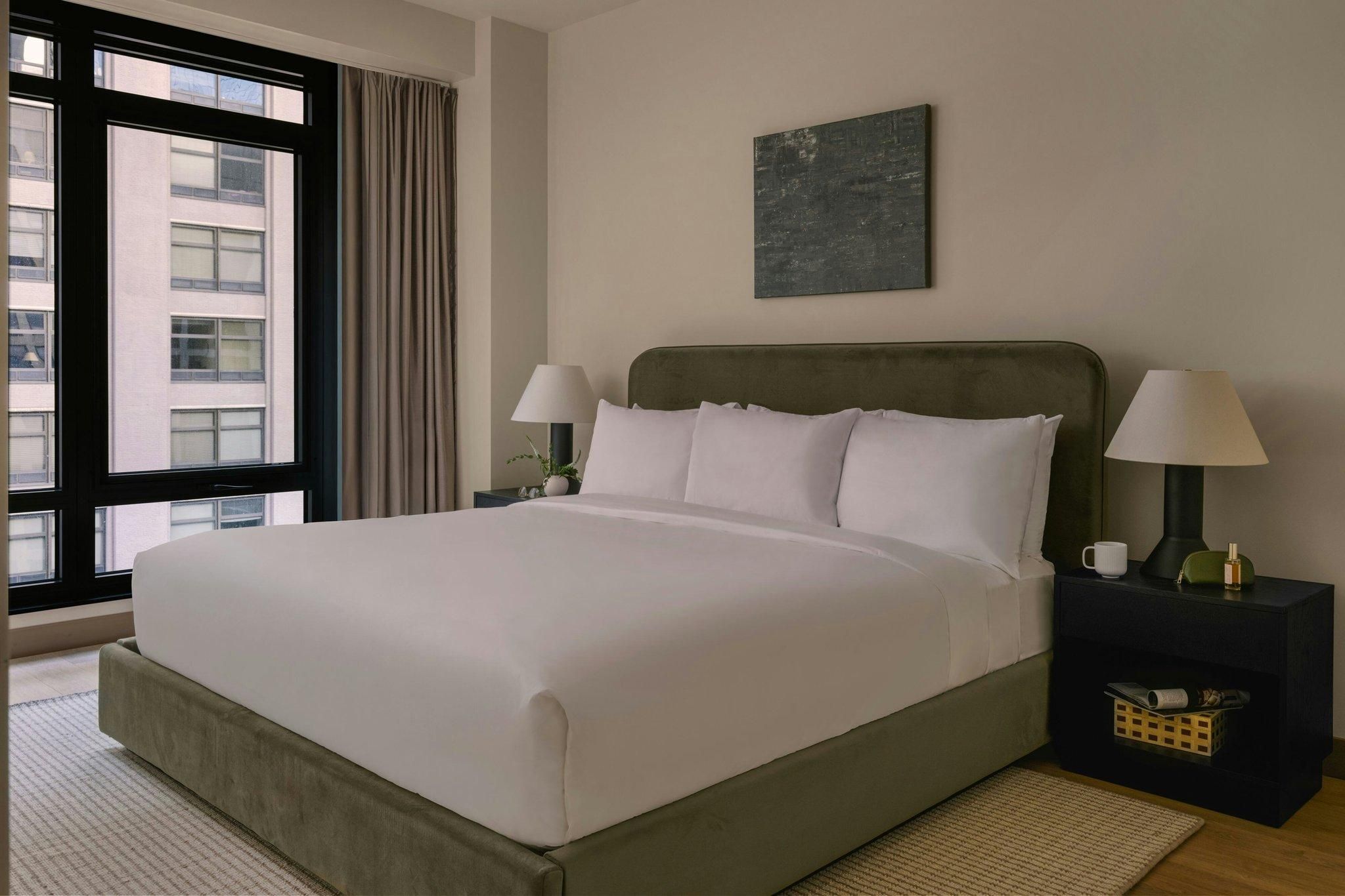 2 Bedroom Apartment, Bedroom 1: 1 King, Bedroom 2: 1 King, Sofa bed