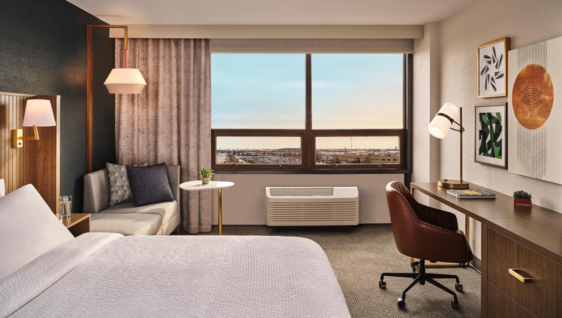 One-Bedroom Penthouse King Suite with Sofa Bed
