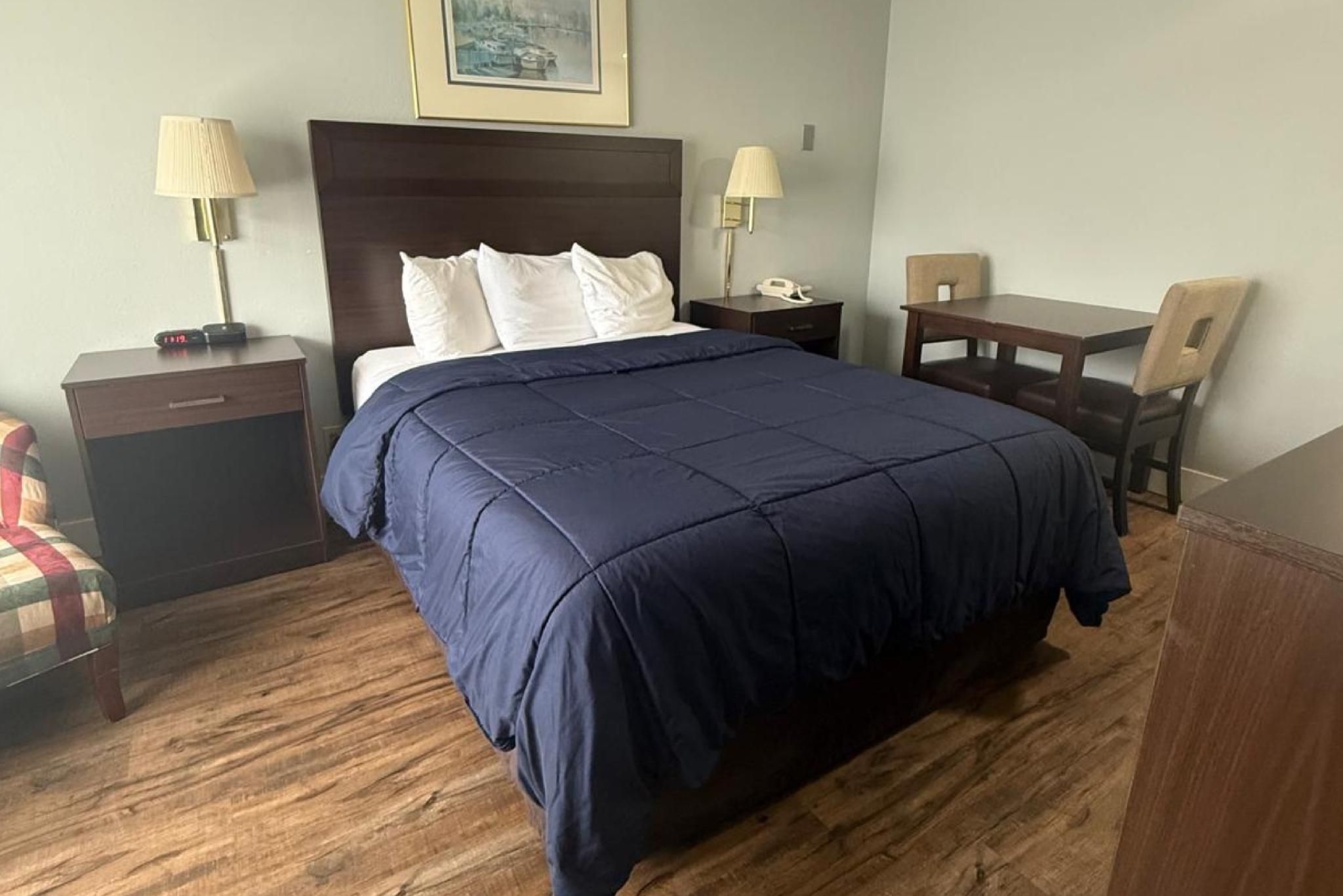 Queen Bed