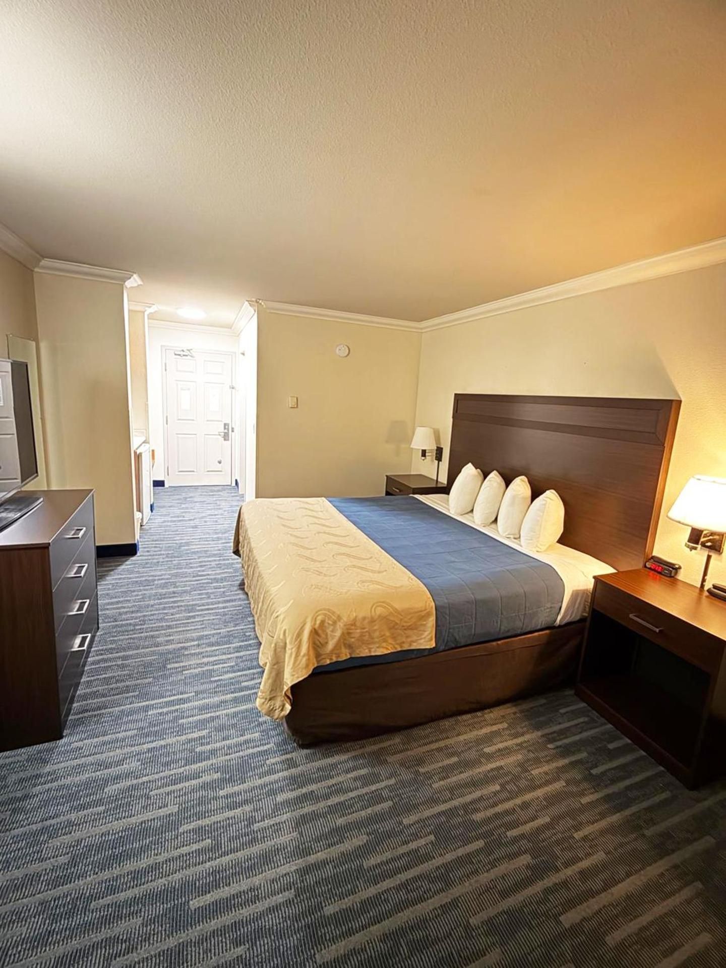 King Suite with Ocean View