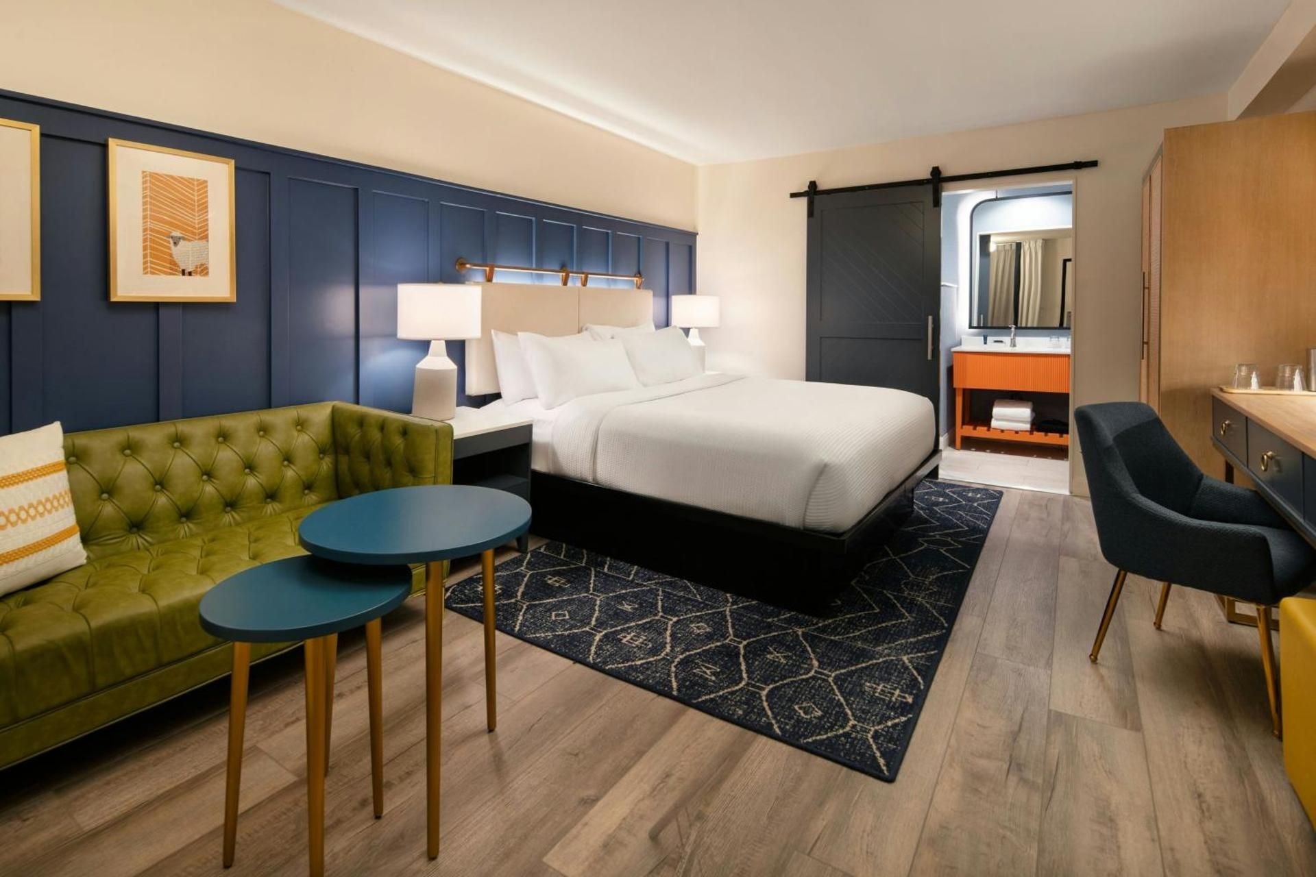 Hearing Accessible - King Guestroom