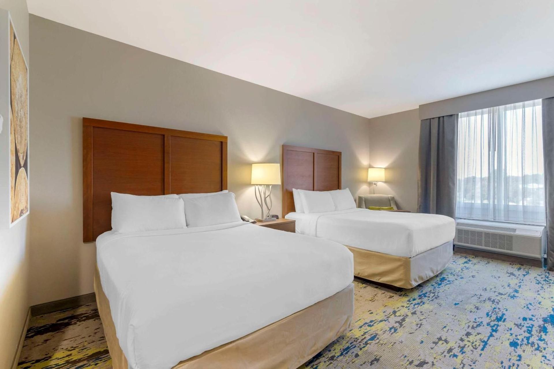 Queen Room with Two Queen Beds - Non-Smoking