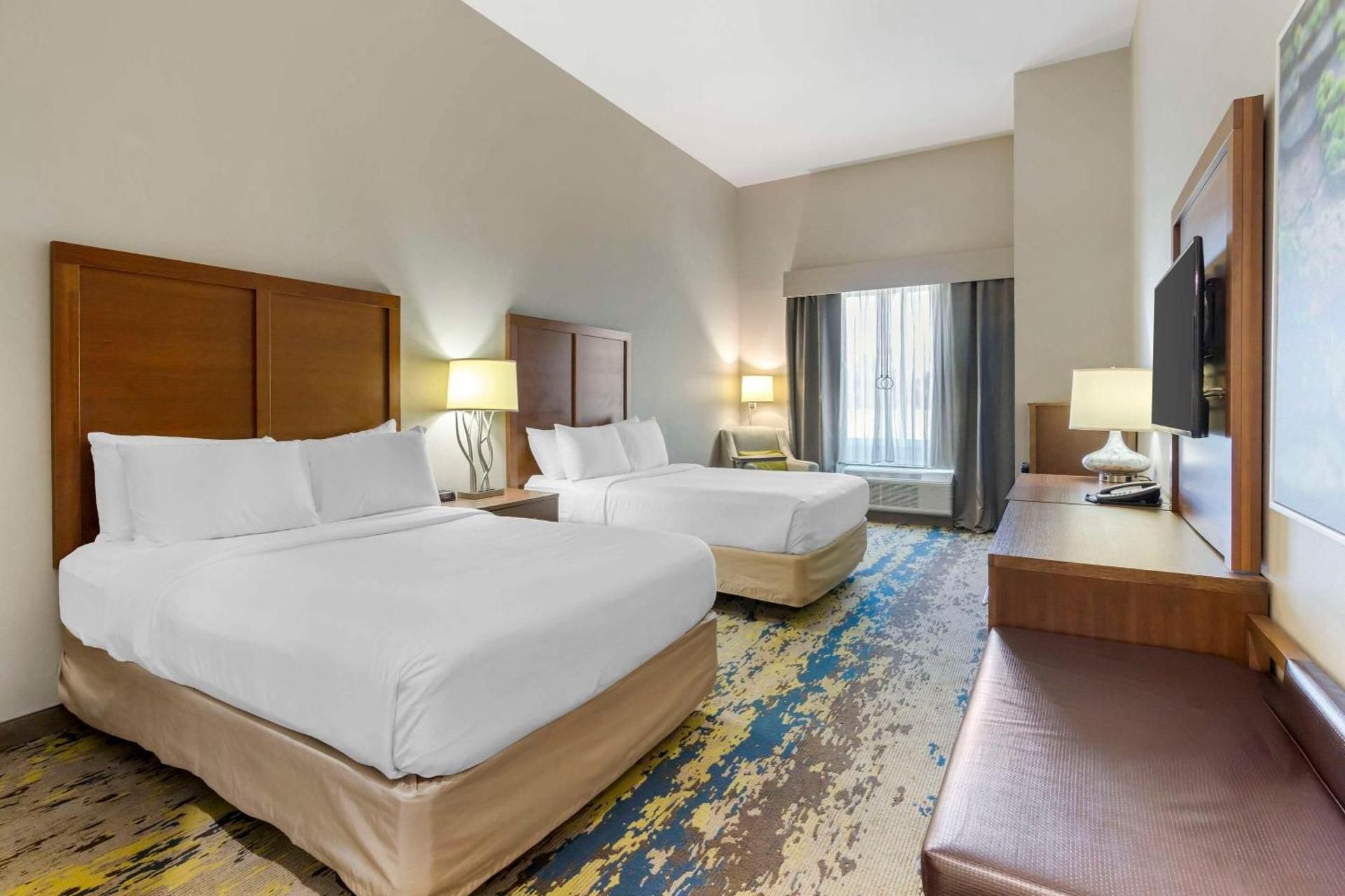 Queen Room with Two Queen Beds - Mobility Accessible/Non-Smoking