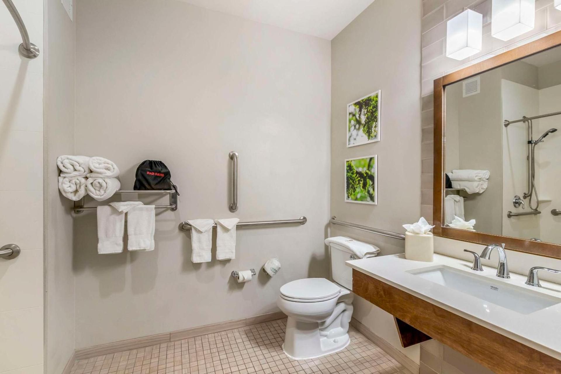 Suite with Two Queen Beds - Accessible/Non-Smoking