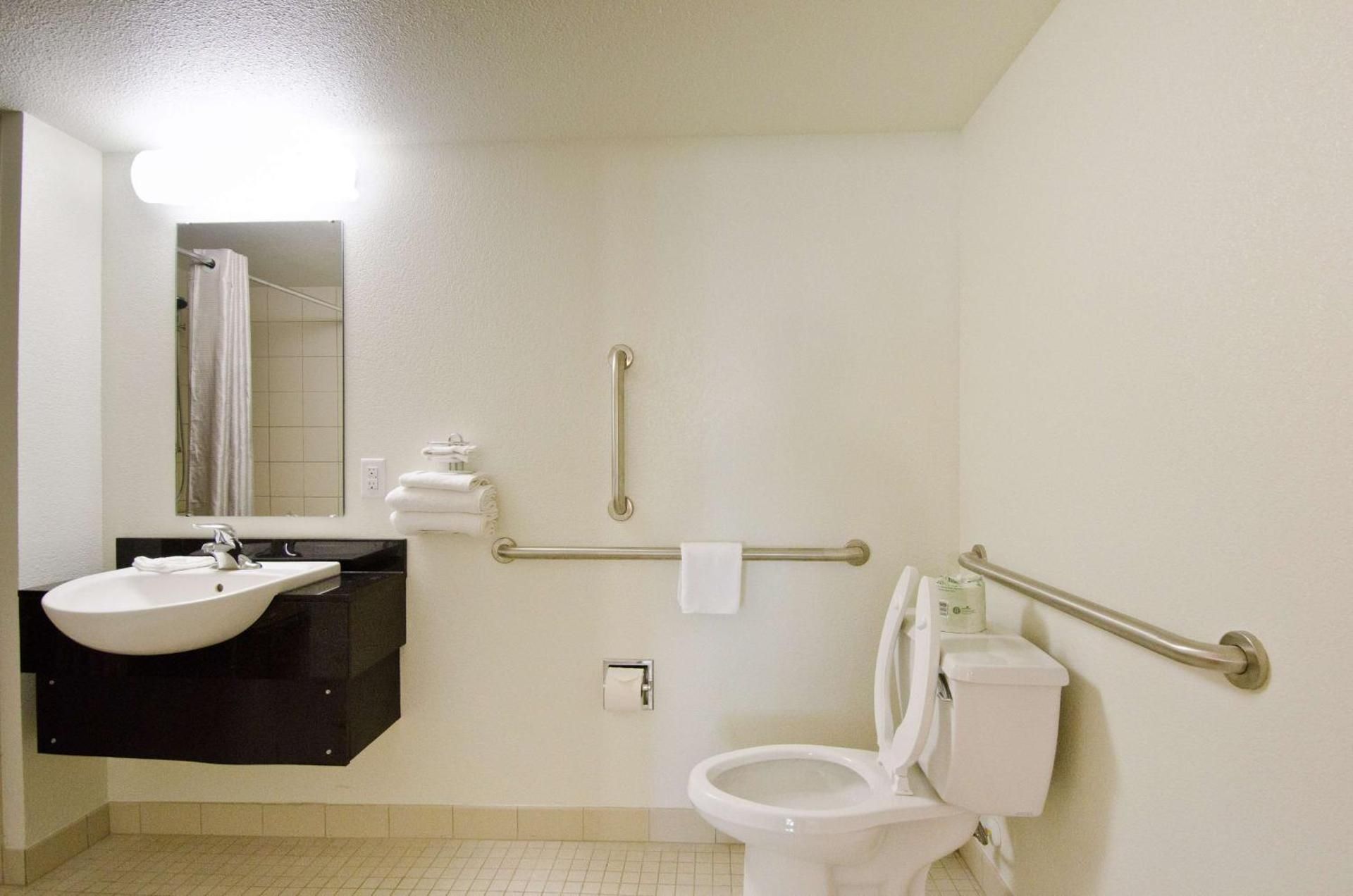 King Room - Disability Access