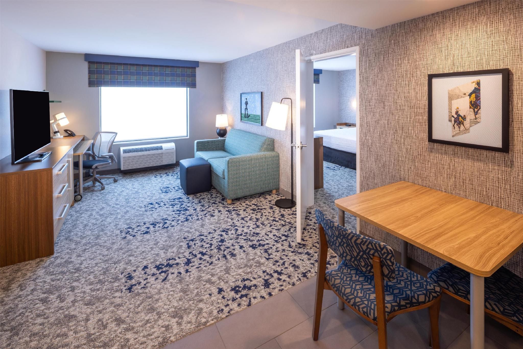 1 King Accessible Bathtub 1 Bedroom Suite