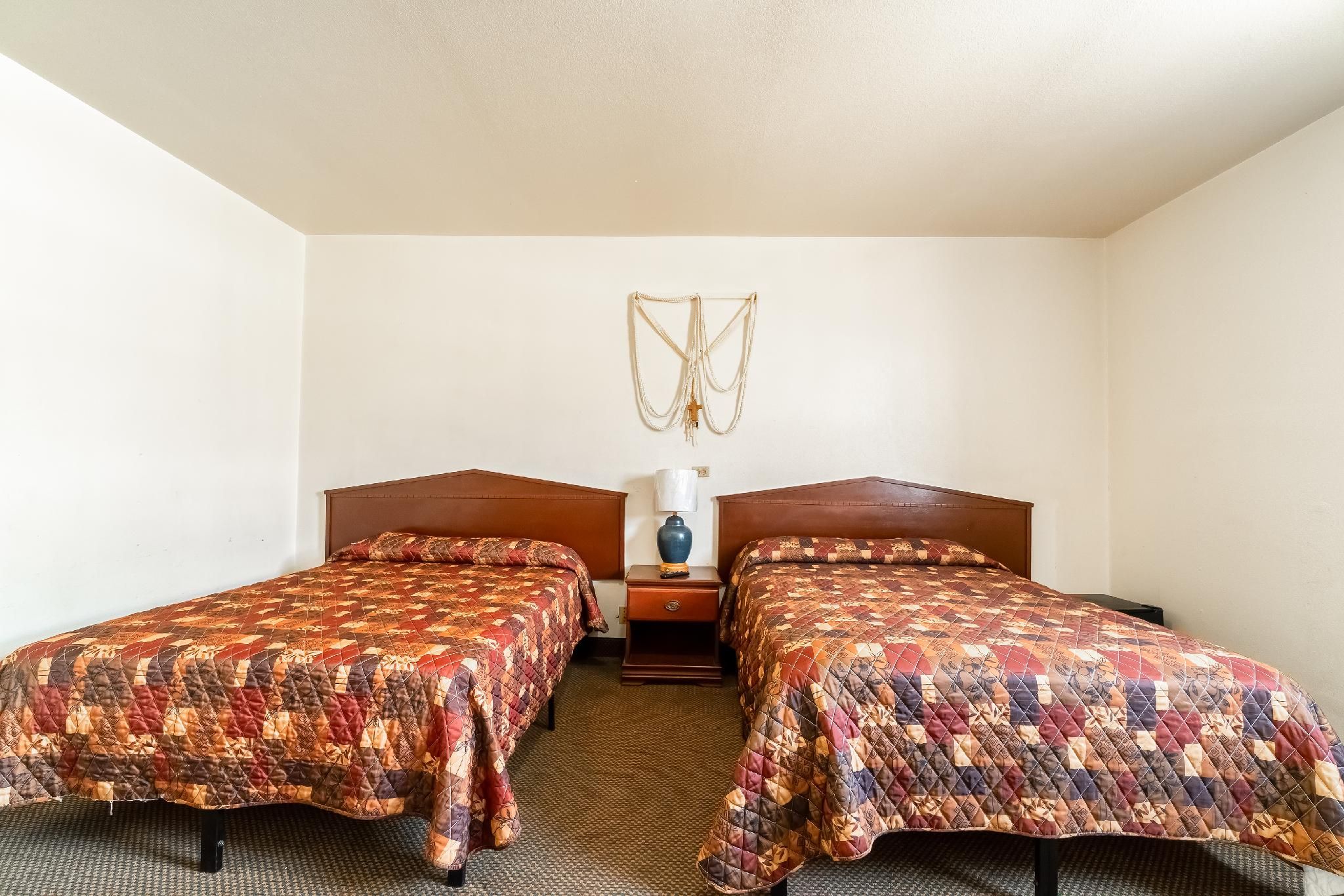 2 Queen Beds Non-Smoking