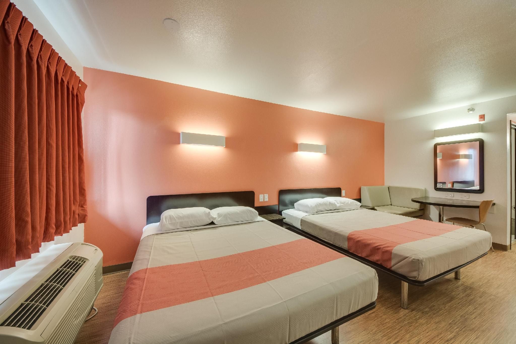 Motel 6 Brownsville, TX - North 2 QUEEN BEDS | SMOKING 2