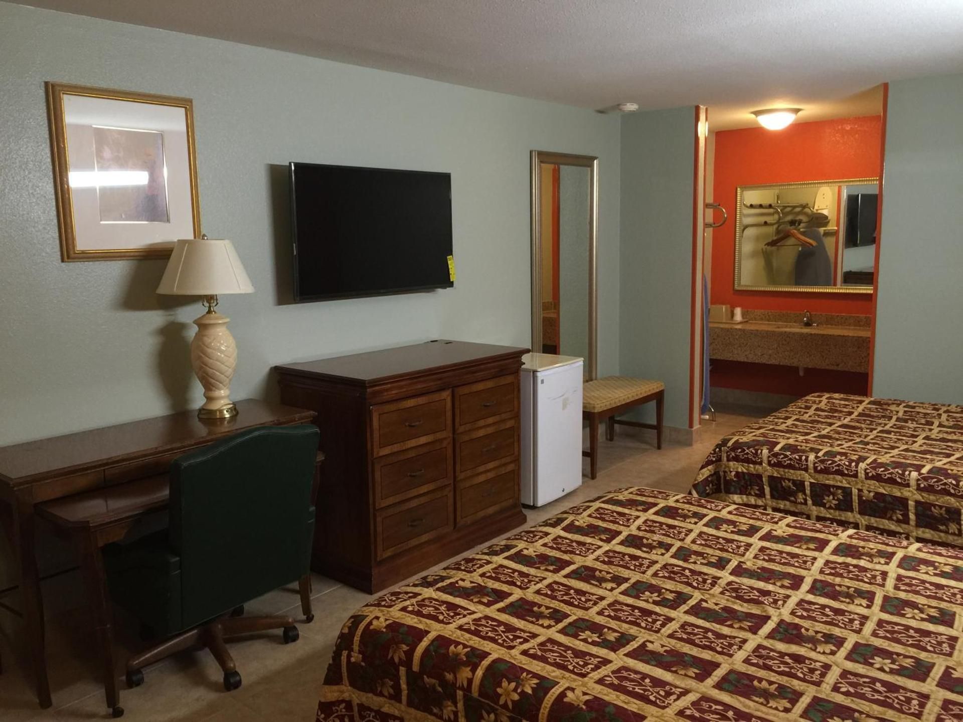 Queen Room with Two Queen Beds