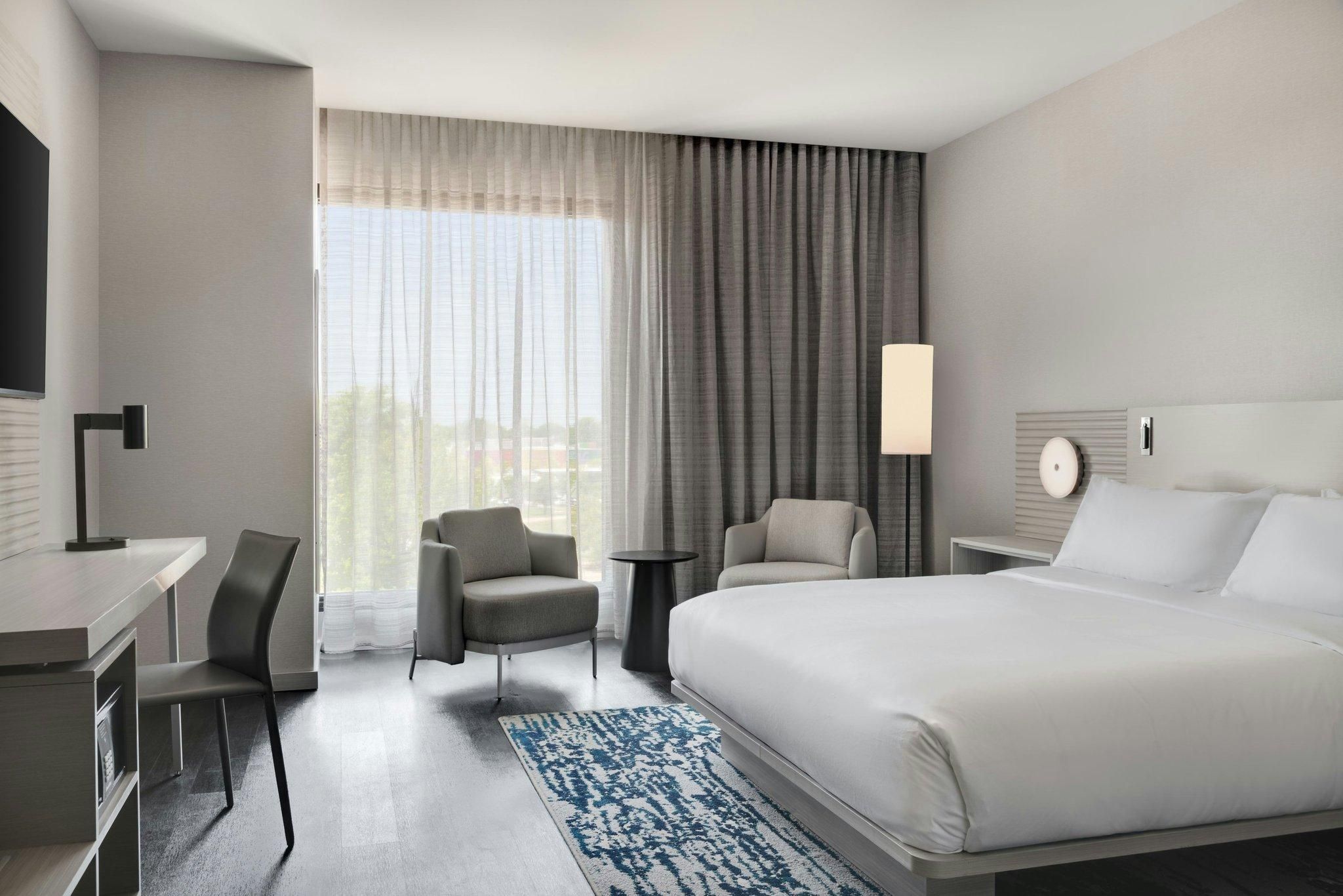 Executive King, Guest room, 1 King