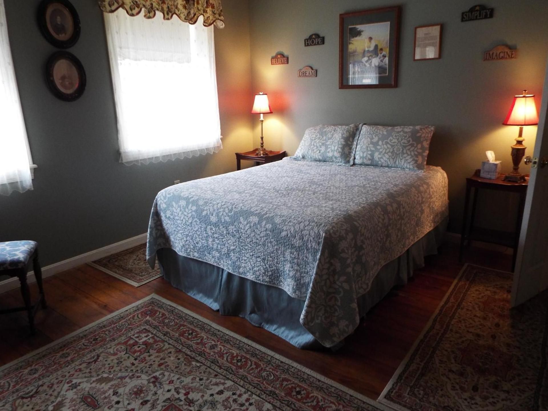 Queen Room
