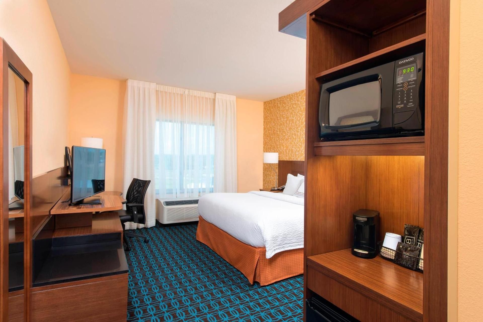 Guest Room, 1 King