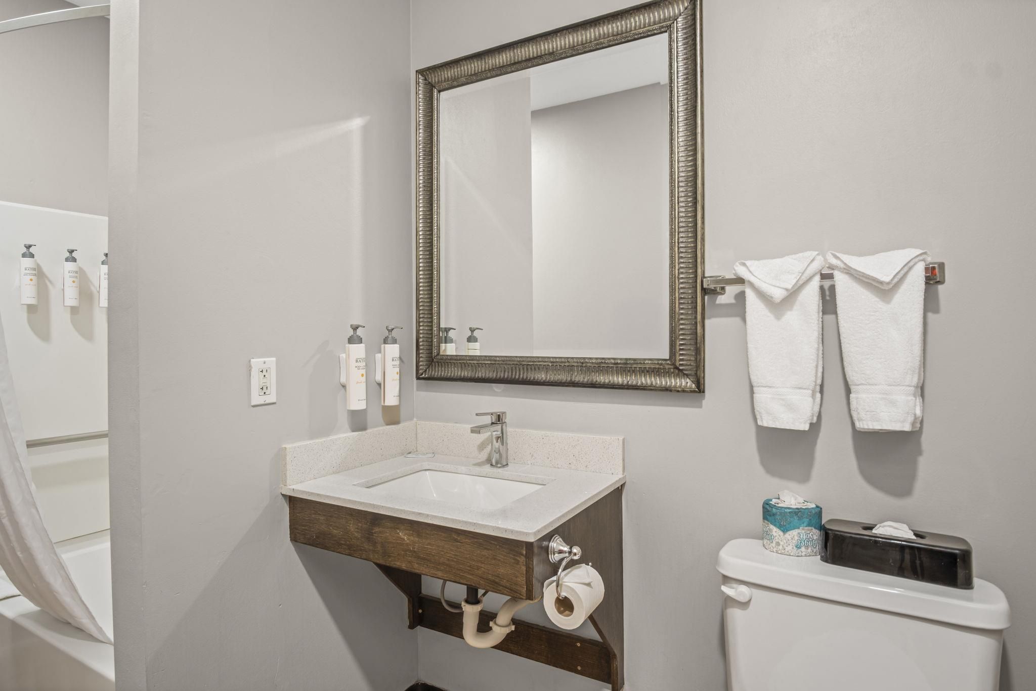 Sonesta Essential Hotels Blue Springs Accessible Two Queens 3