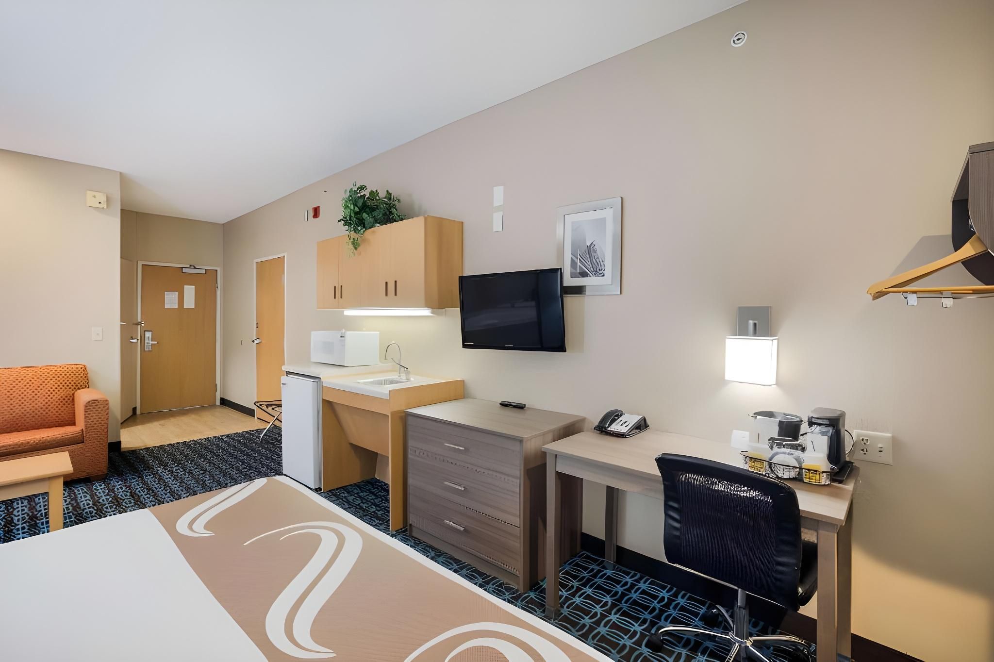 Accessible King Suite