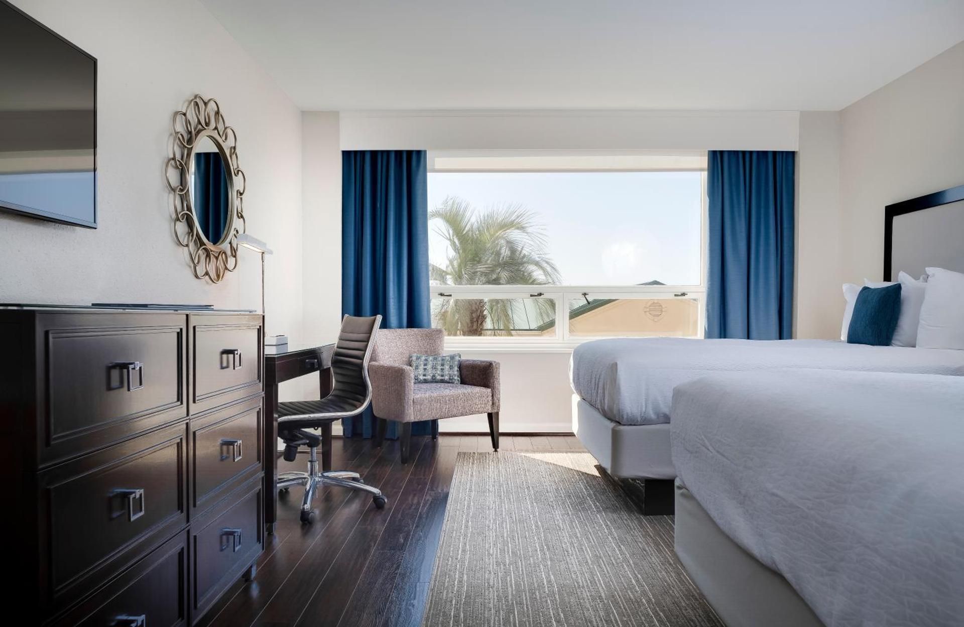 The DeSoto Poolside Double