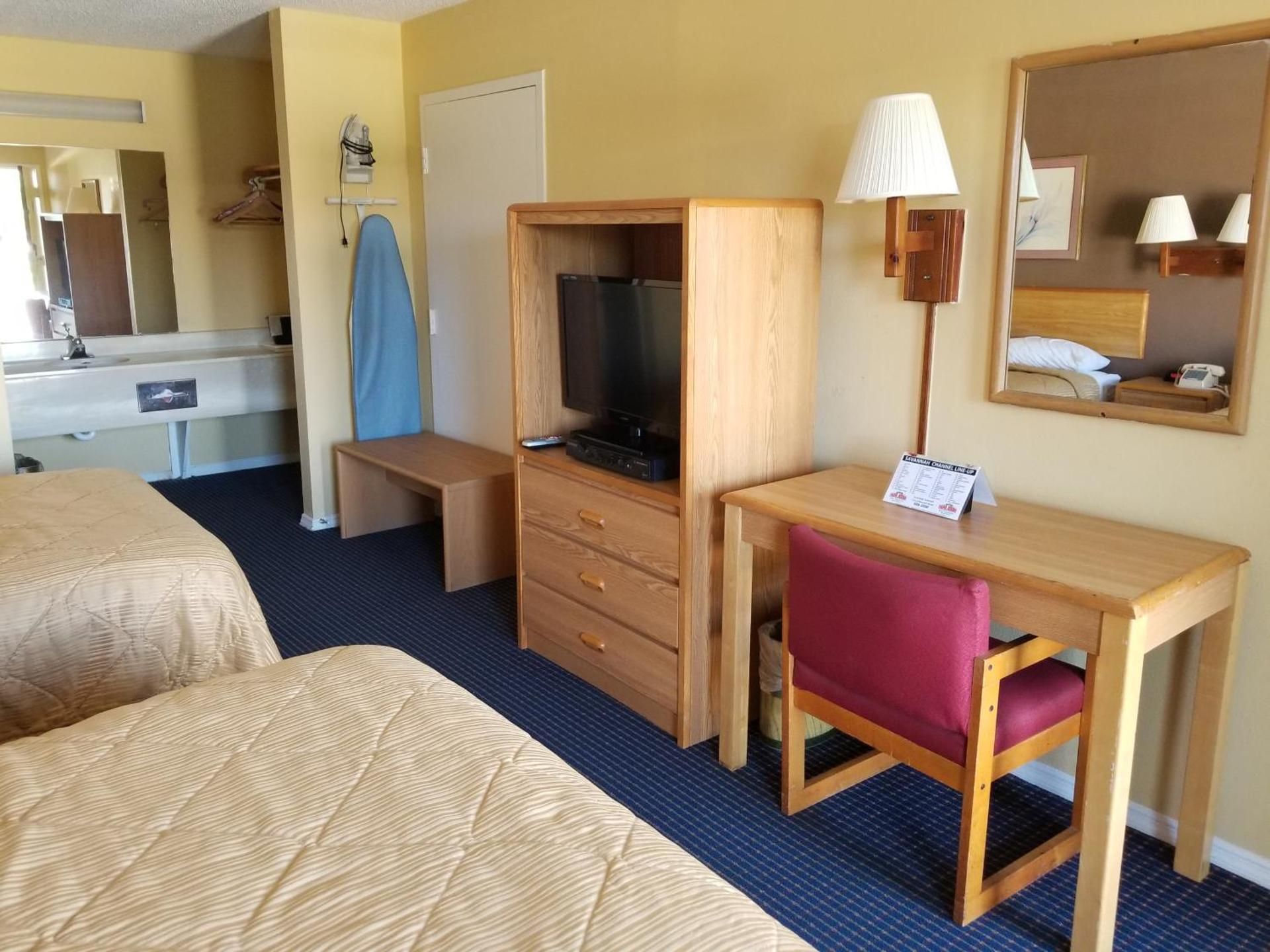 2 Double Beds Non-Smoking