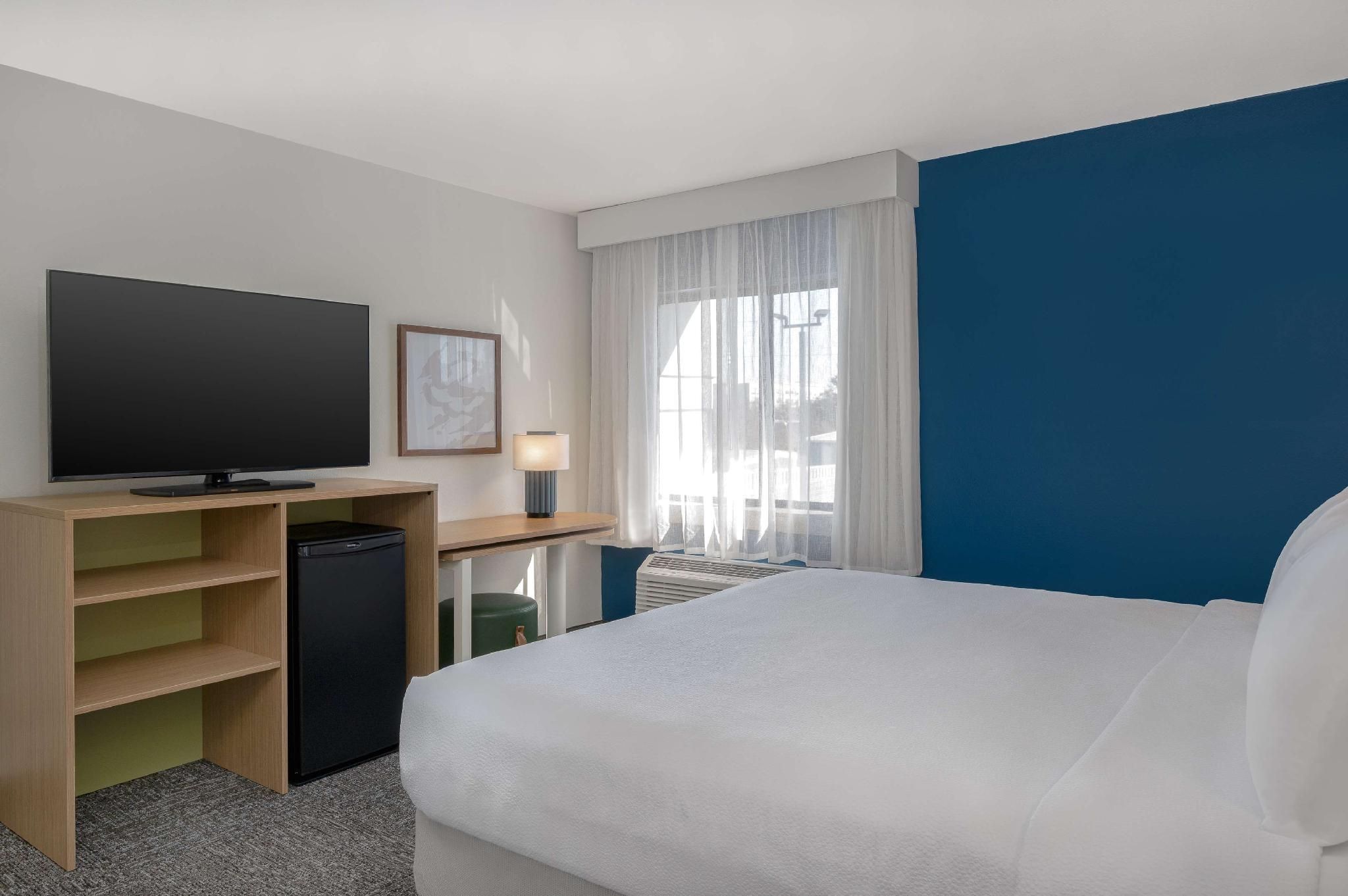 1 King Suite