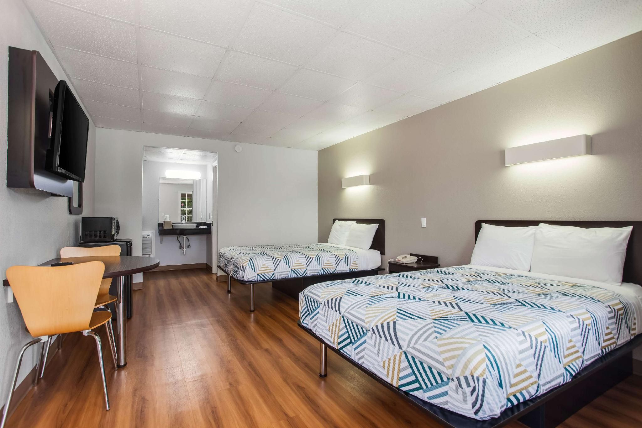 2 Full Beds | Non-Smoking, Mini Fridge