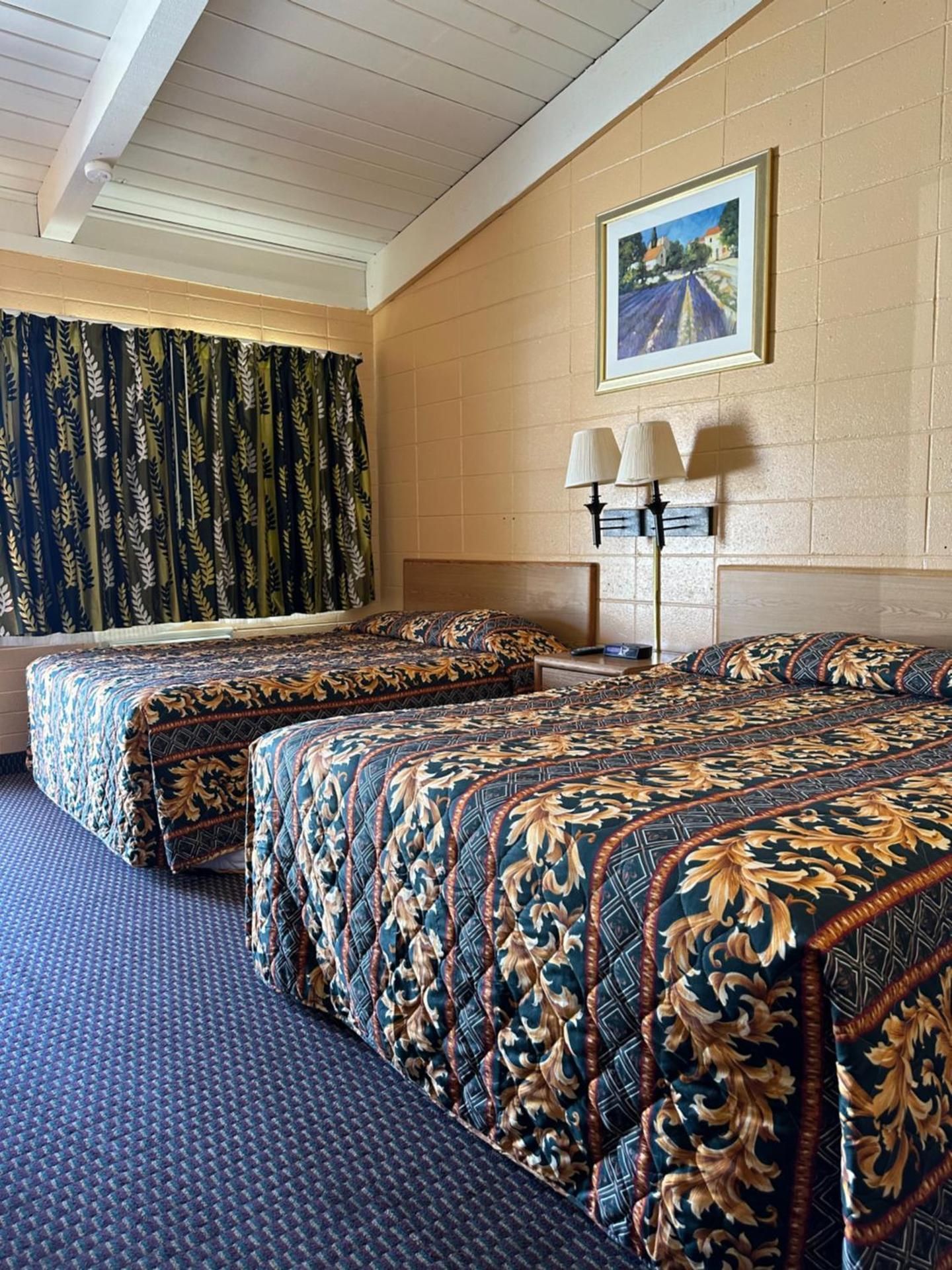 Queen Room with Two Queen Beds