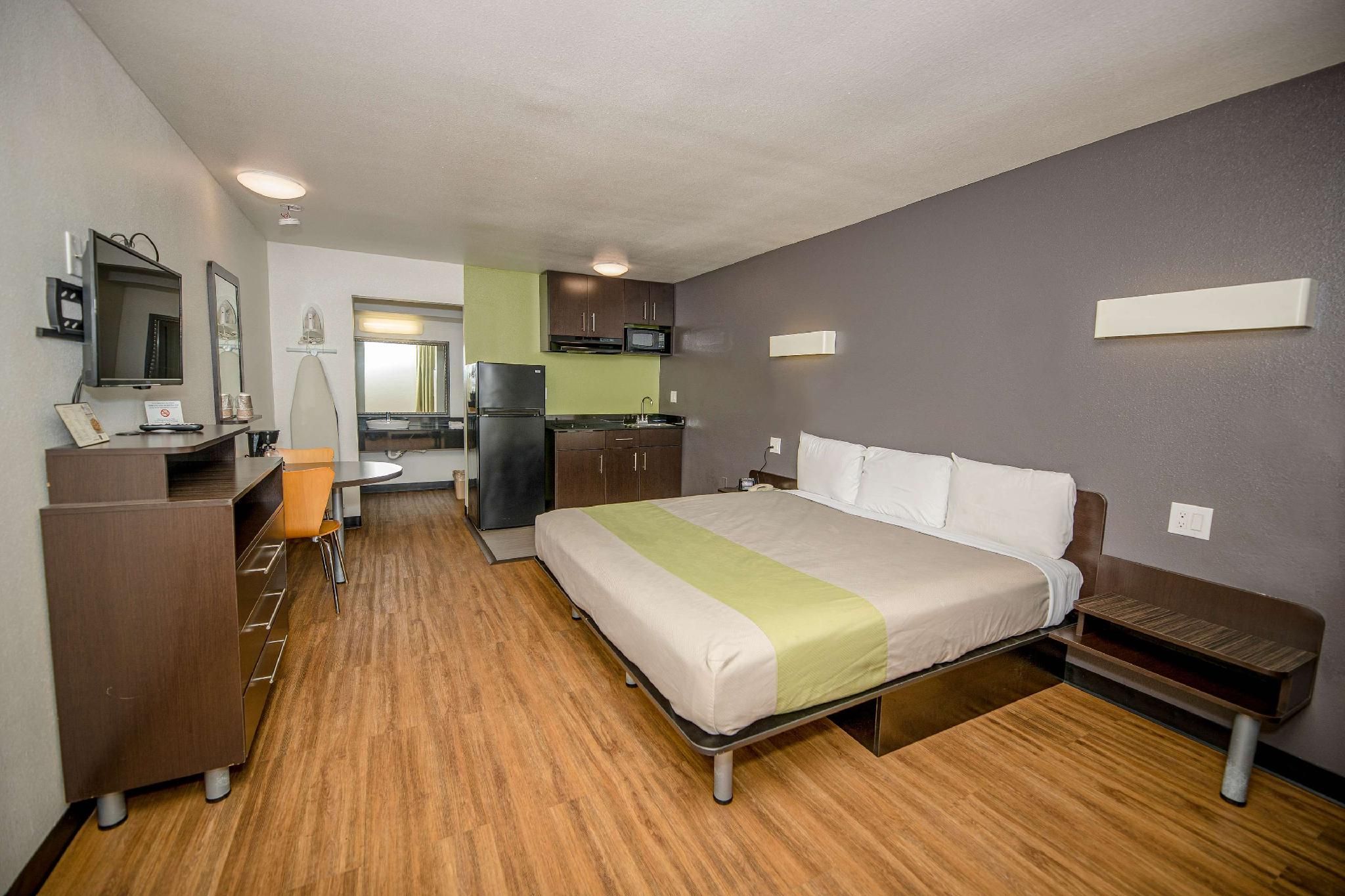 Studio 6  Tyler, TX 1 KING BED | ACCESSIBLE, NON-SMOKING