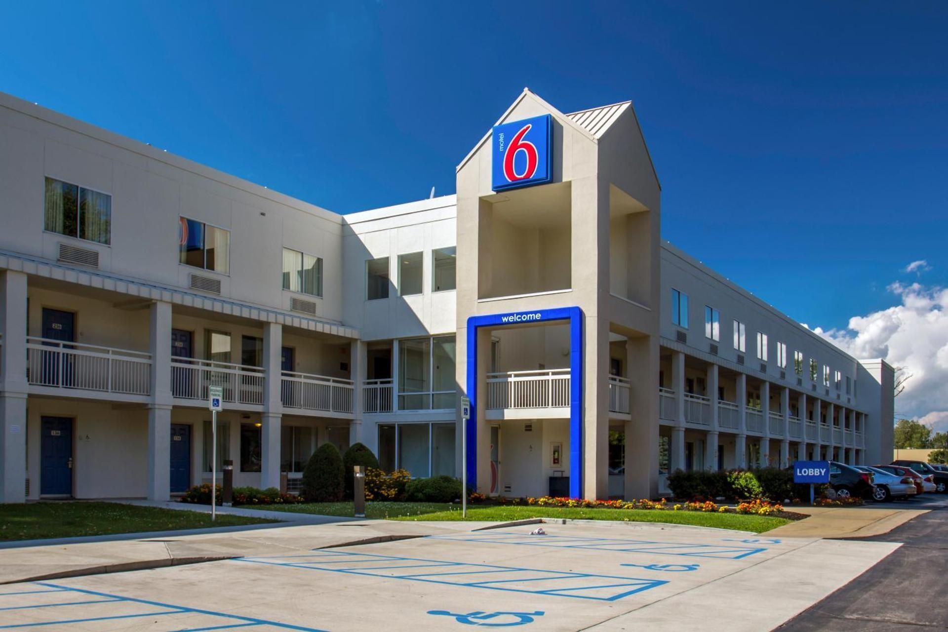 Motel 6 Buffalo, NY - Airport - Williamsville