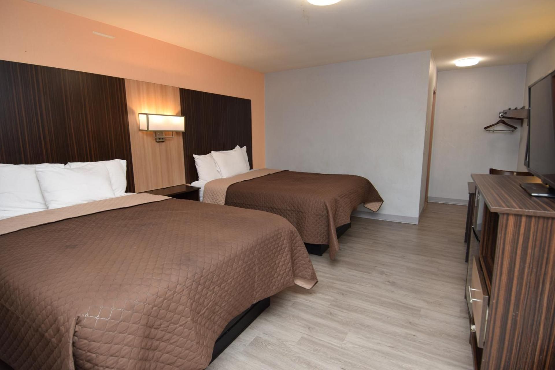 Queen Room with Two Queen Beds - Non-Smoking