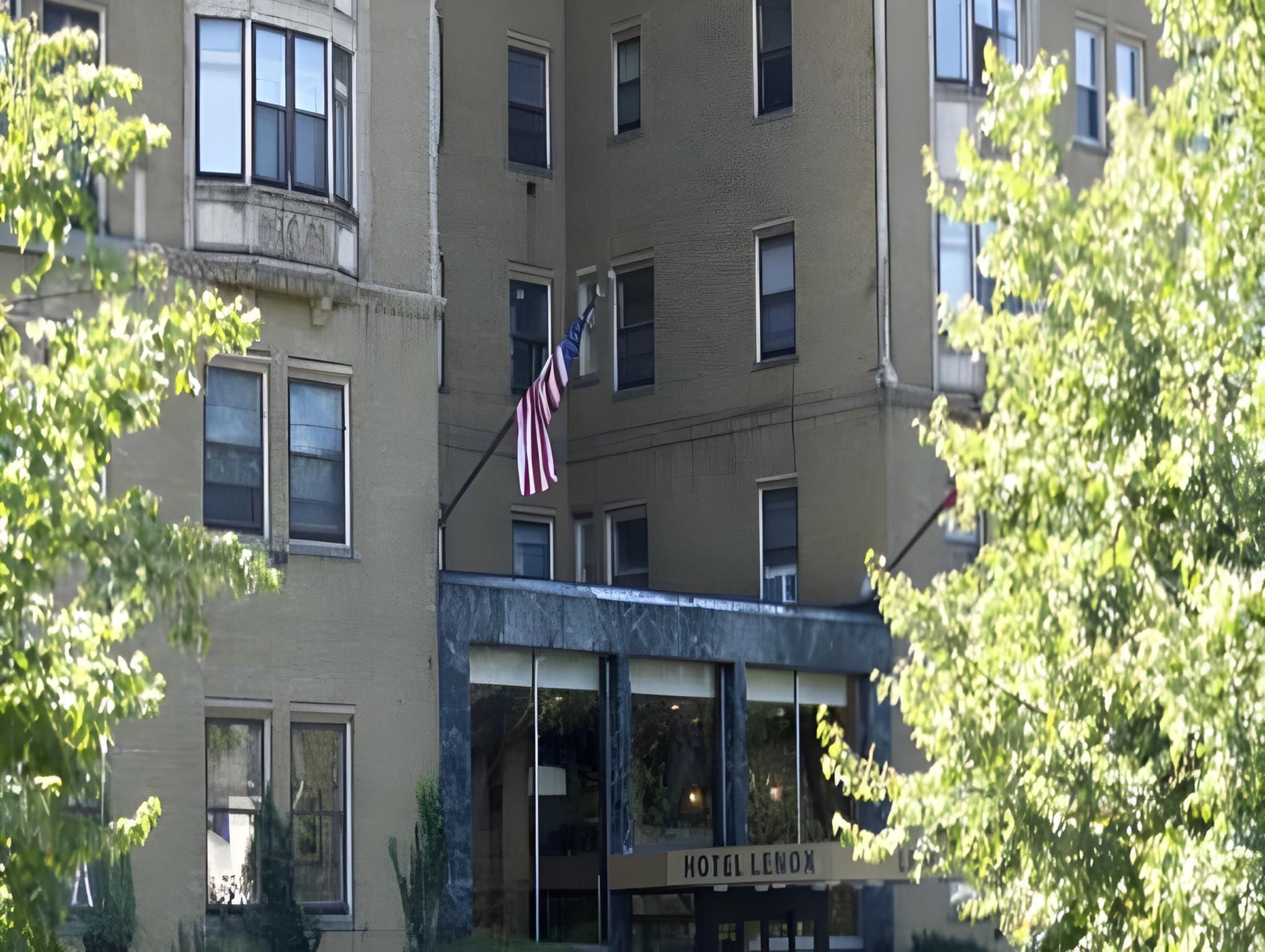 Lenox Hotel and Suites