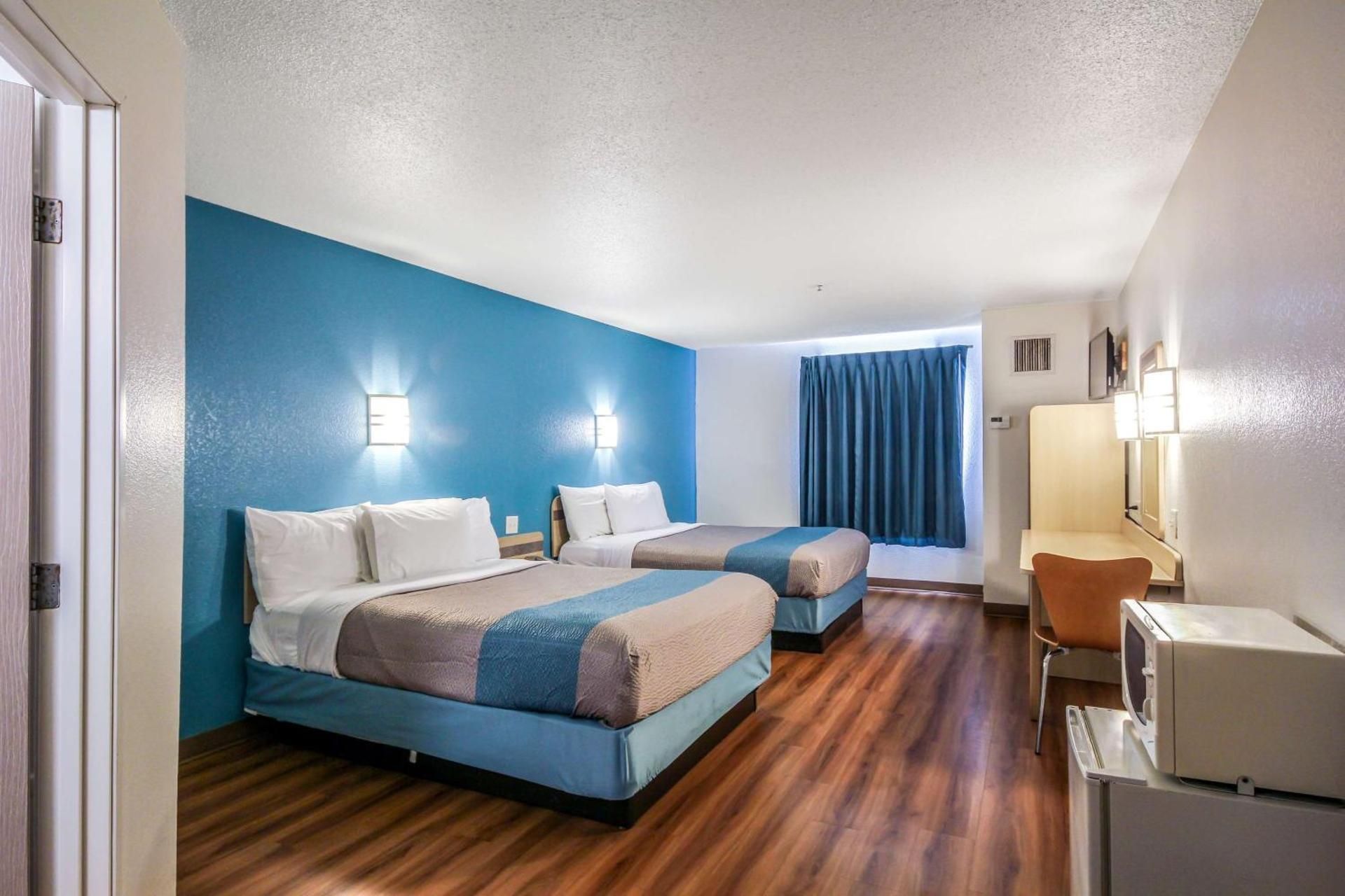 Deluxe Queen Room with Two Queen Beds - Non-Smoking
