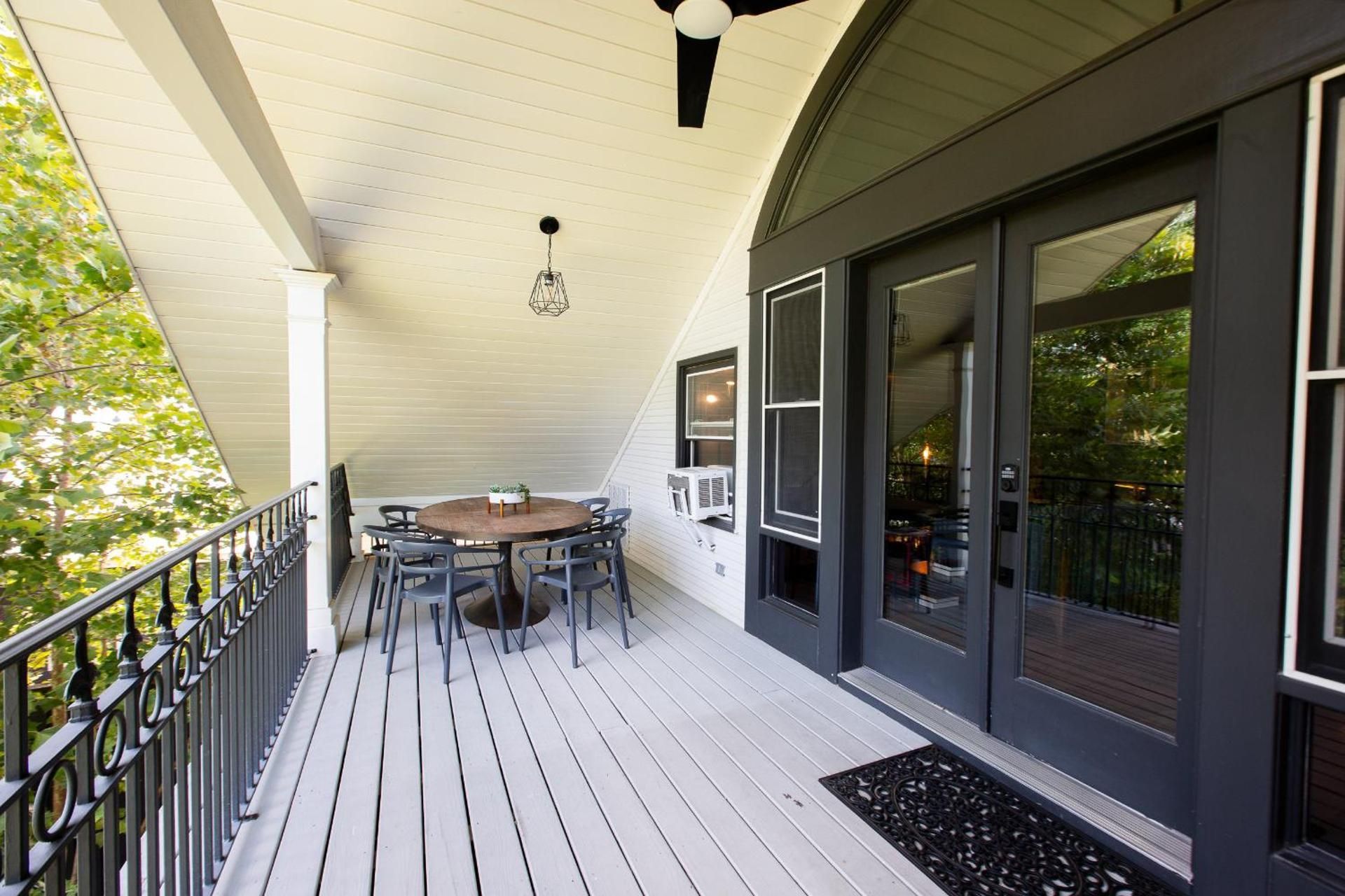 Studio with Balcony
