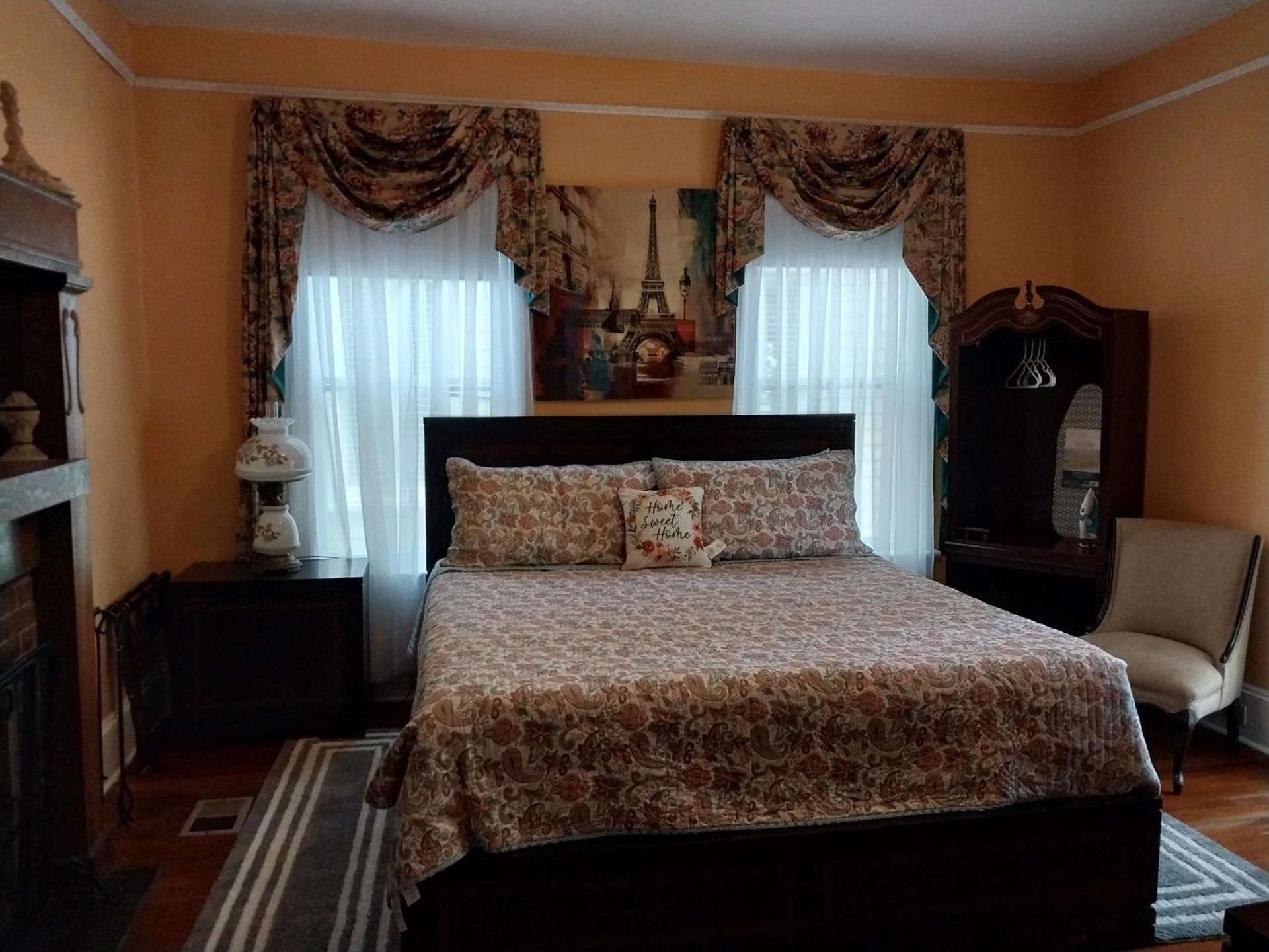 King Room with Balcony