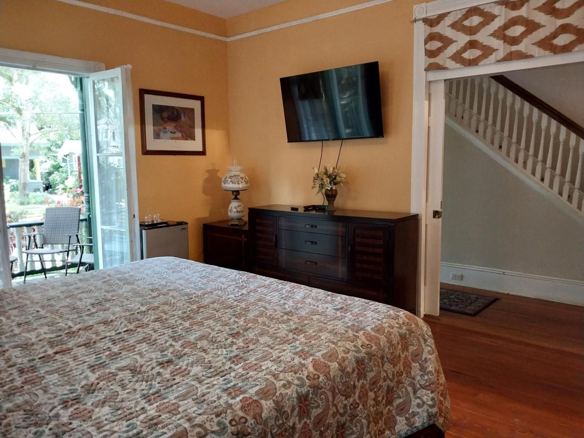 King Room with Balcony